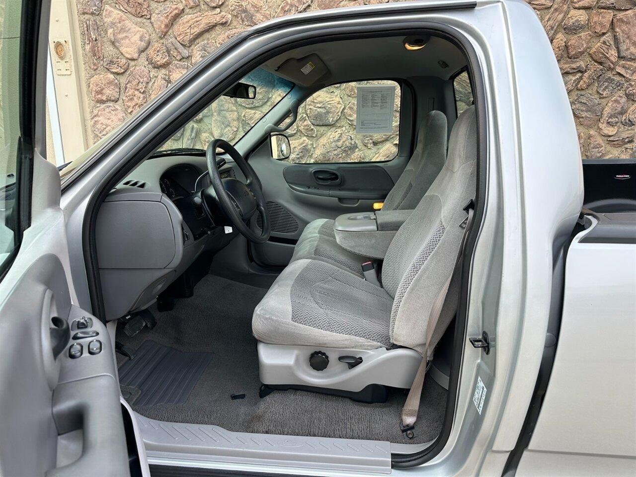 1999 Ford F-150 Lariat