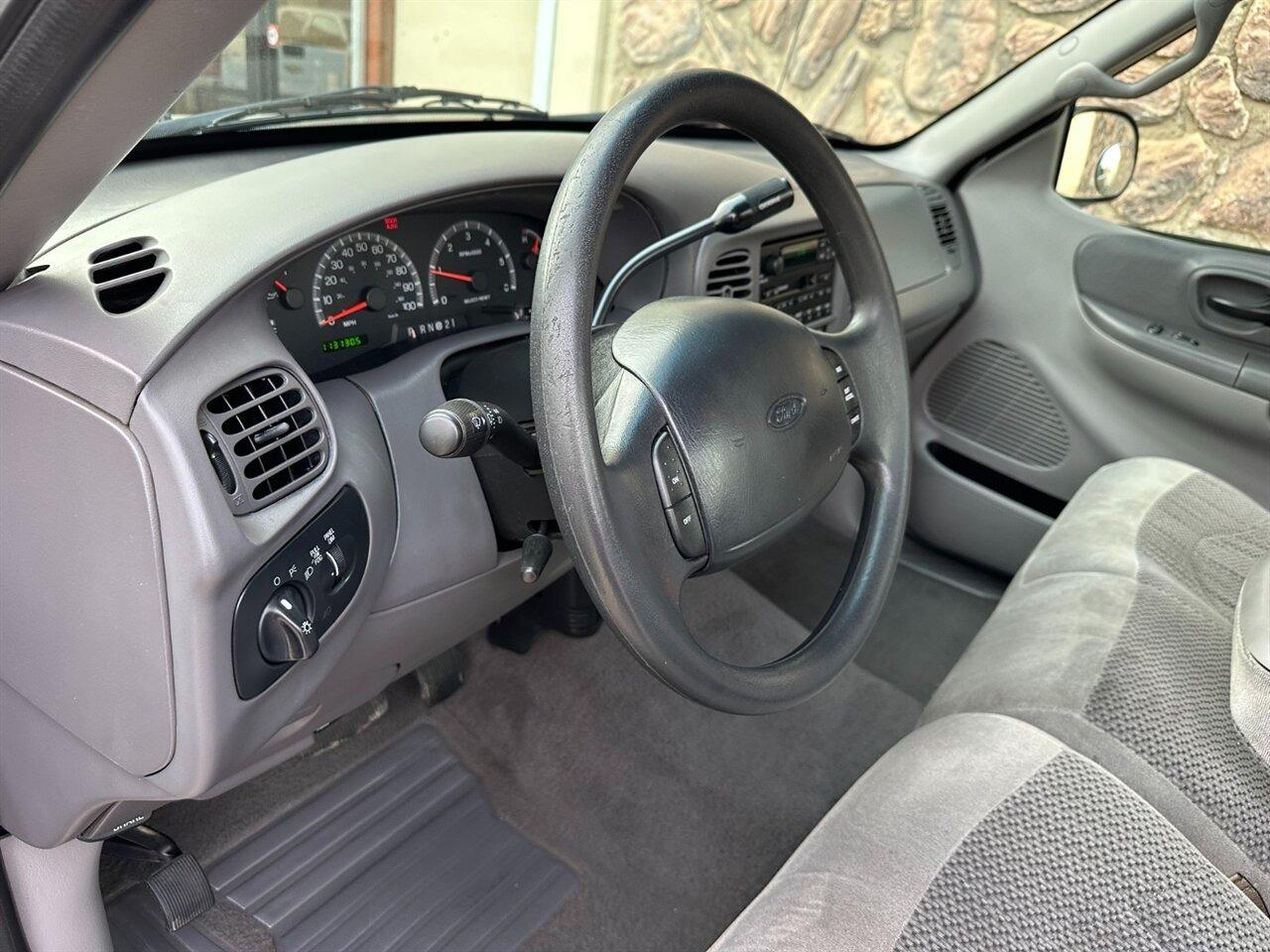 1999 Ford F-150 Lariat