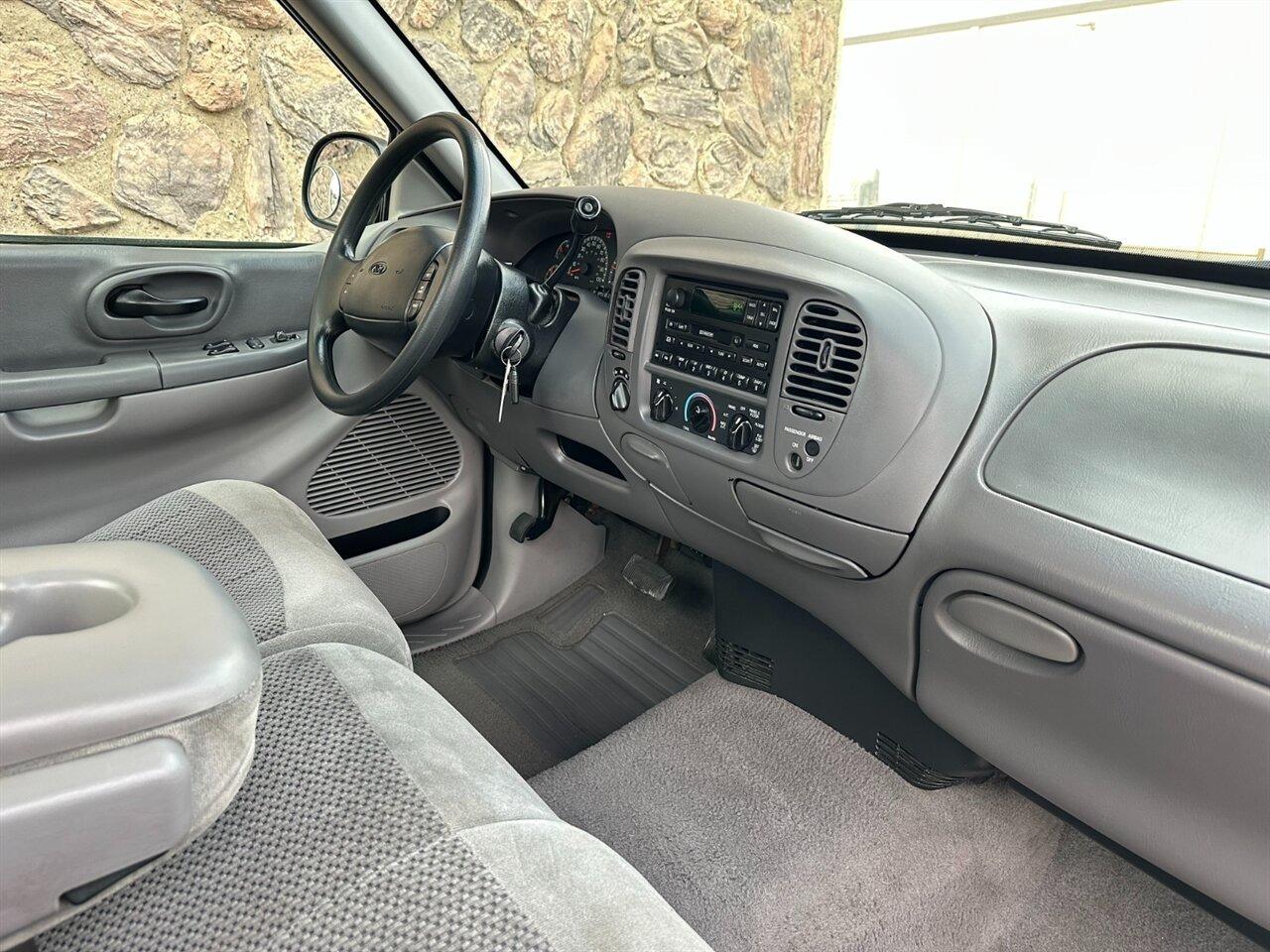 1999 Ford F-150 Lariat