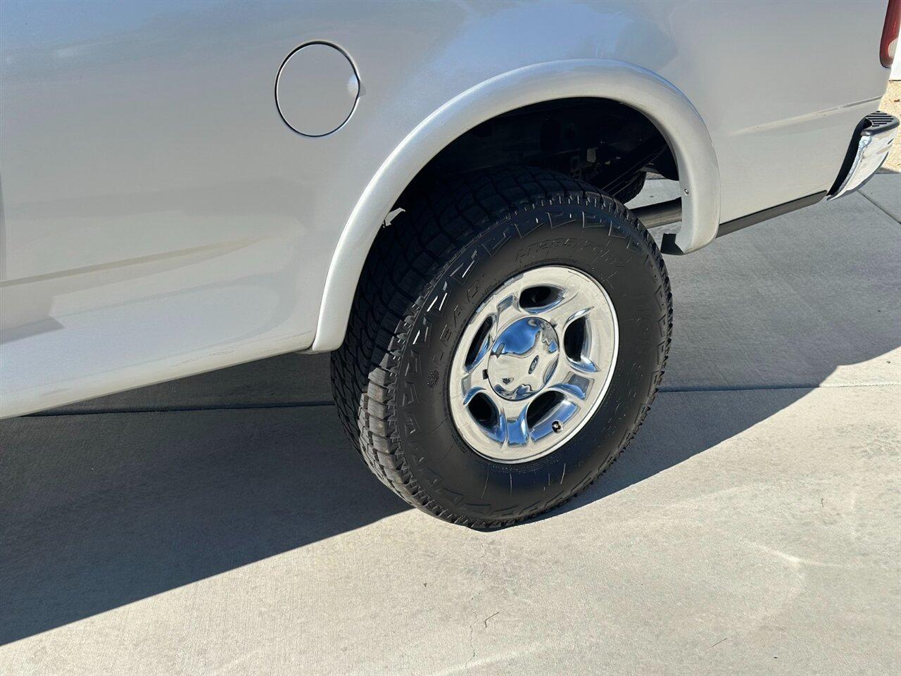 1999 Ford F-150 Lariat