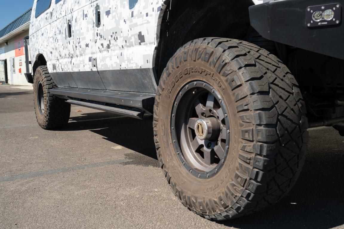 Modified 2002 Ford E-250 Overlander