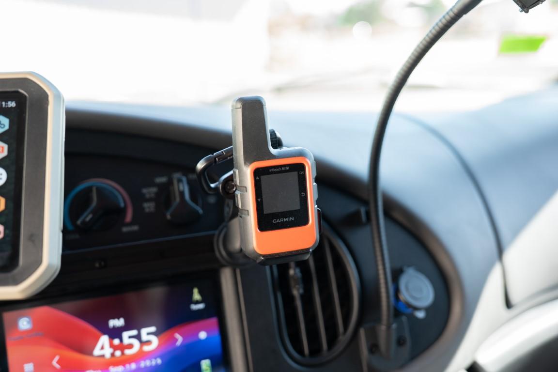 Modified 2002 Ford E-250 Overlander