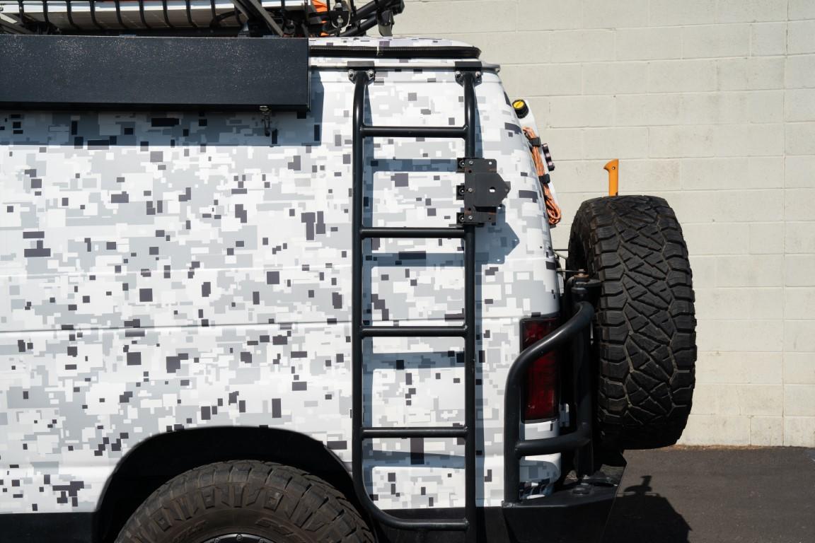 Modified 2002 Ford E-250 Overlander