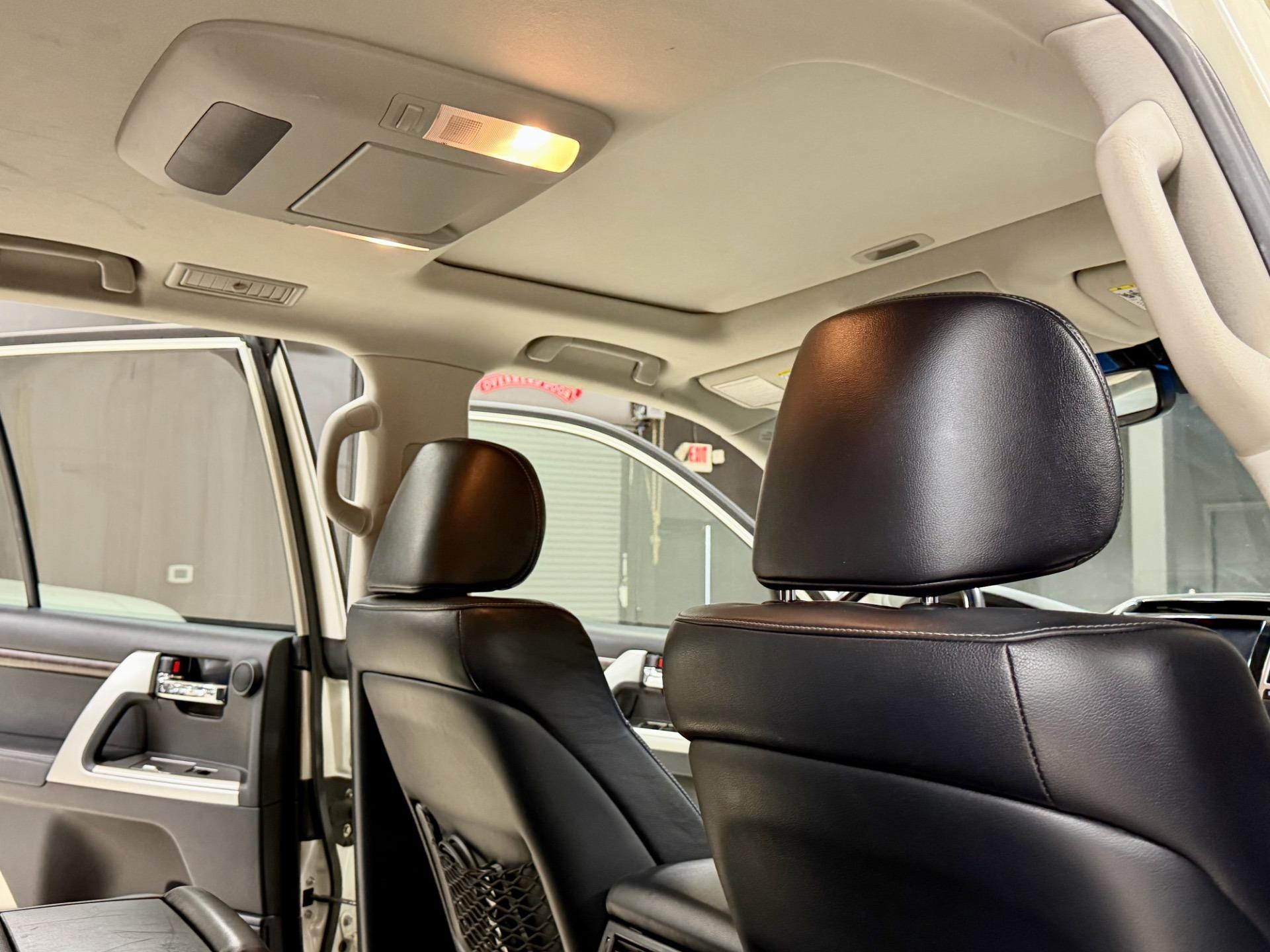 2013 Toyota Land Cruiser