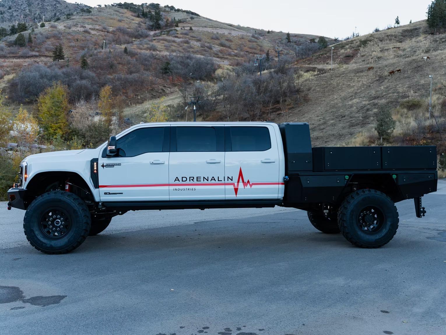 2025 Adrenalin Overkill 6 Door - 2