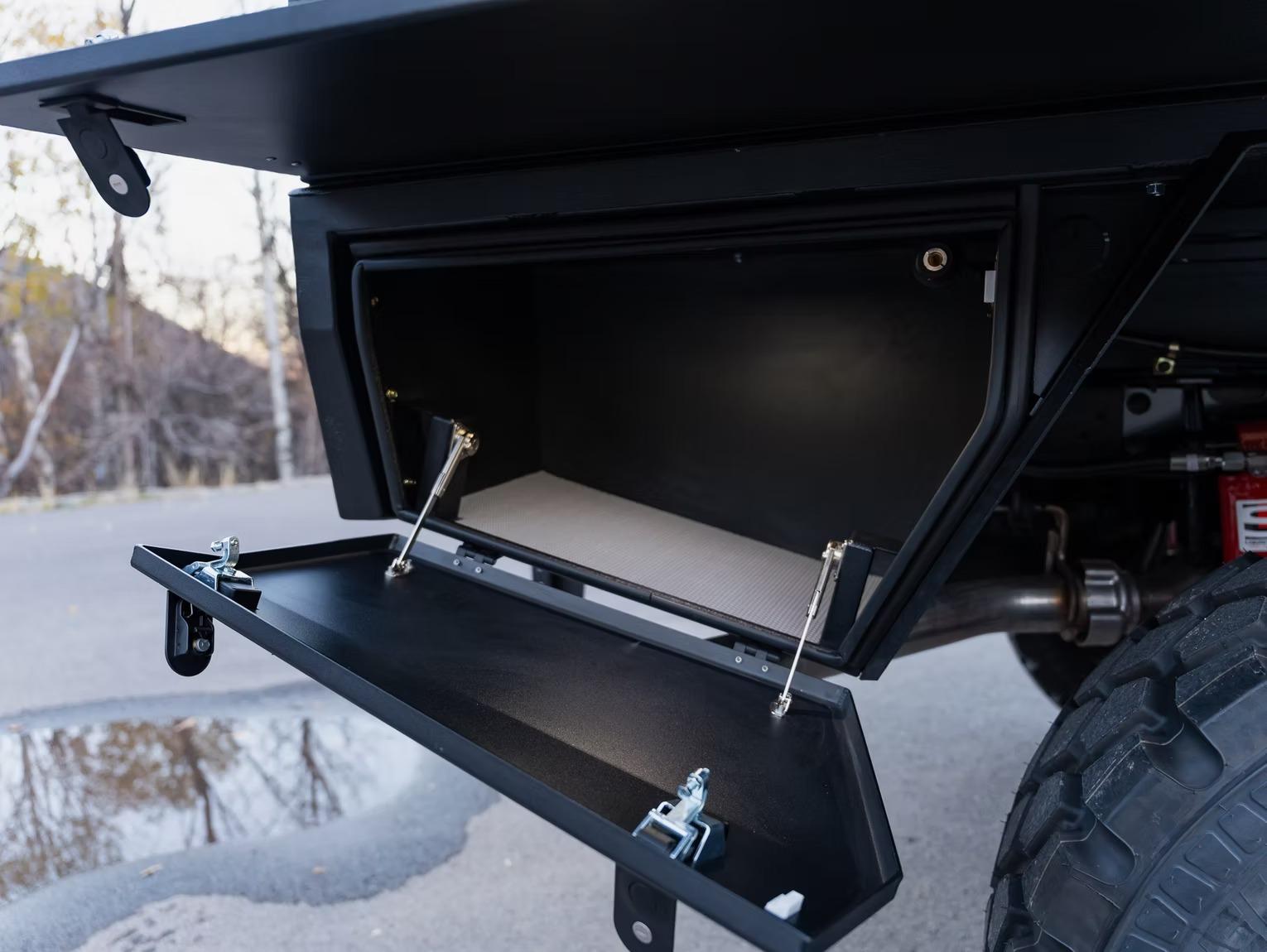 2025 Adrenalin Overkill 6 Door