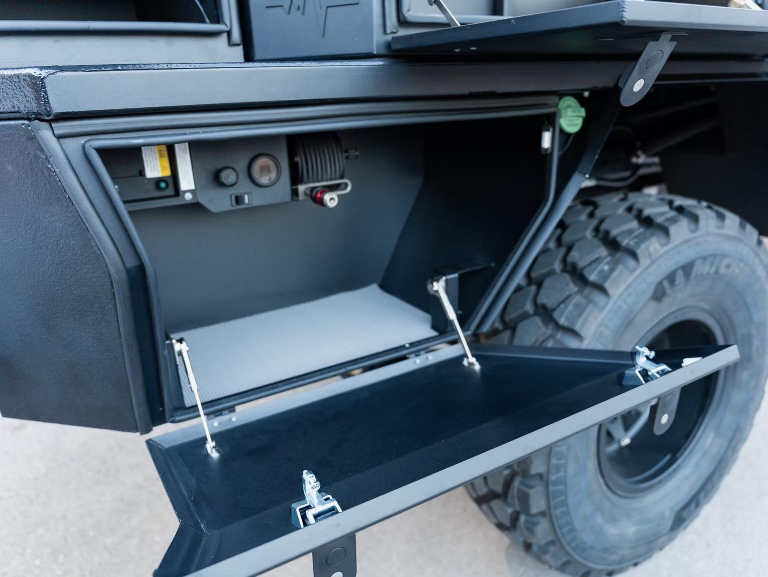 2025 Adrenalin Overkill 6 Door