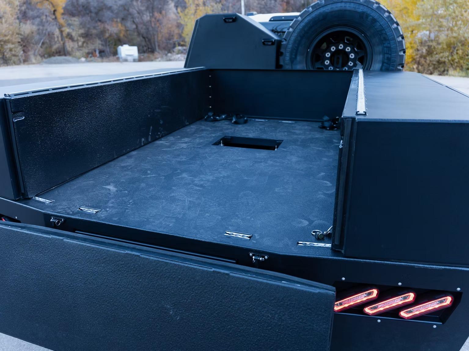 2025 Adrenalin Overkill 6 Door