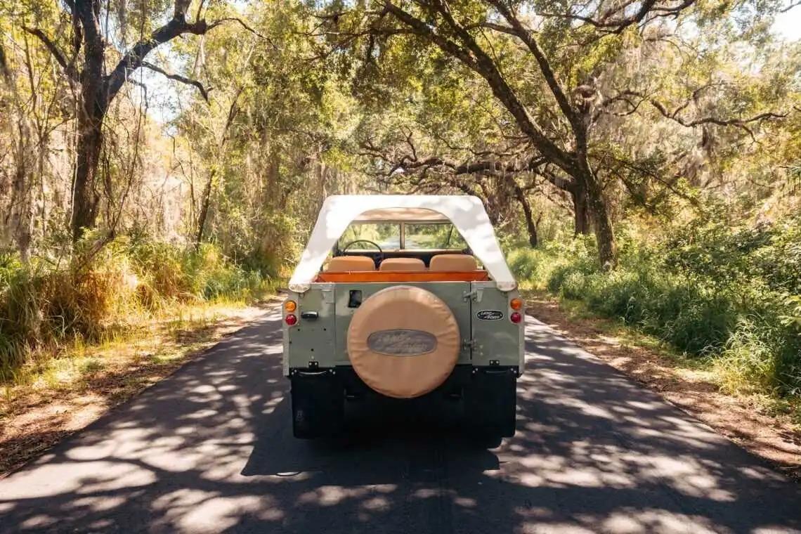 1973 Land Rover Series III 88 - 3