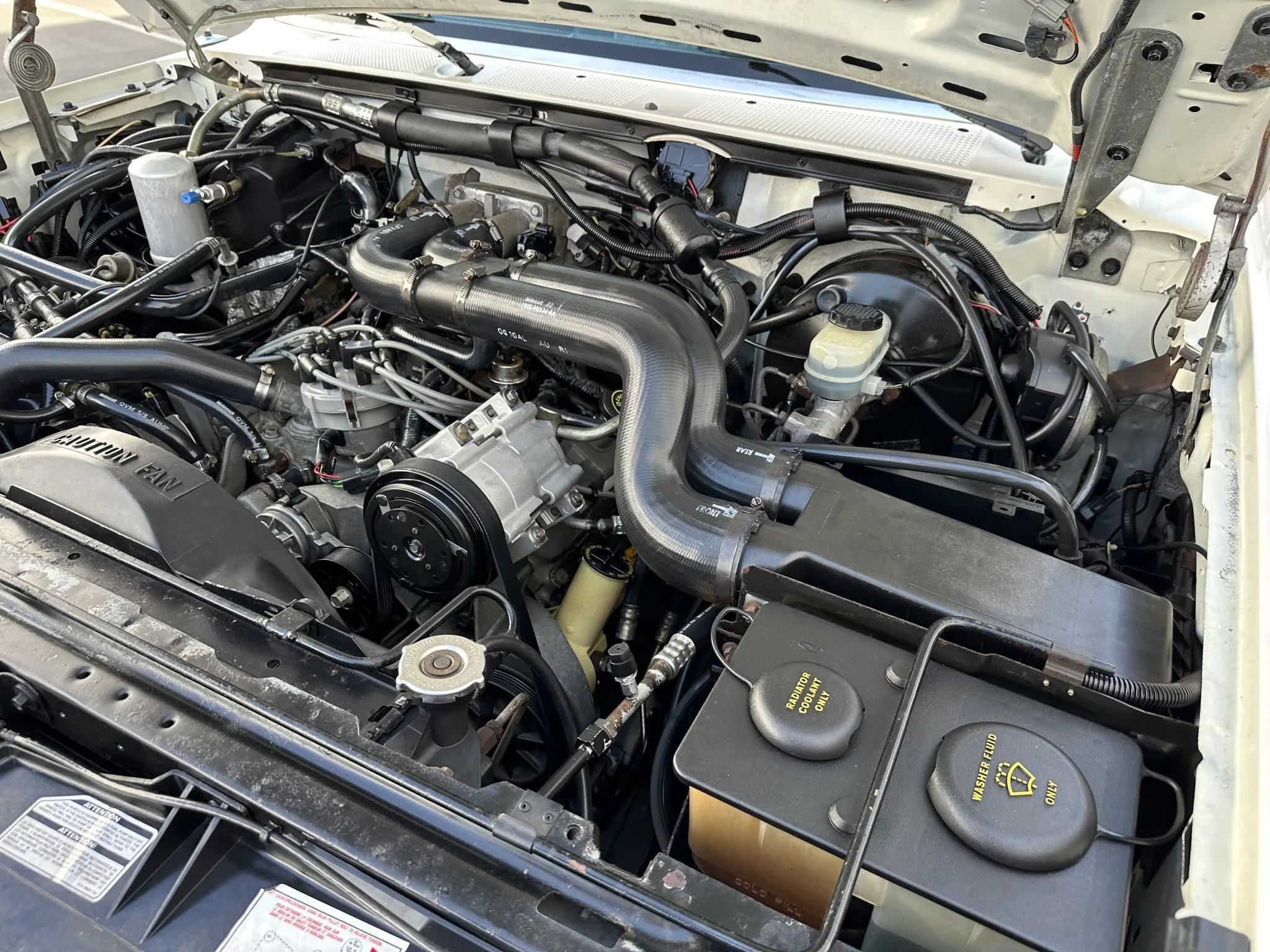 1990 Ford C-350 Centurion