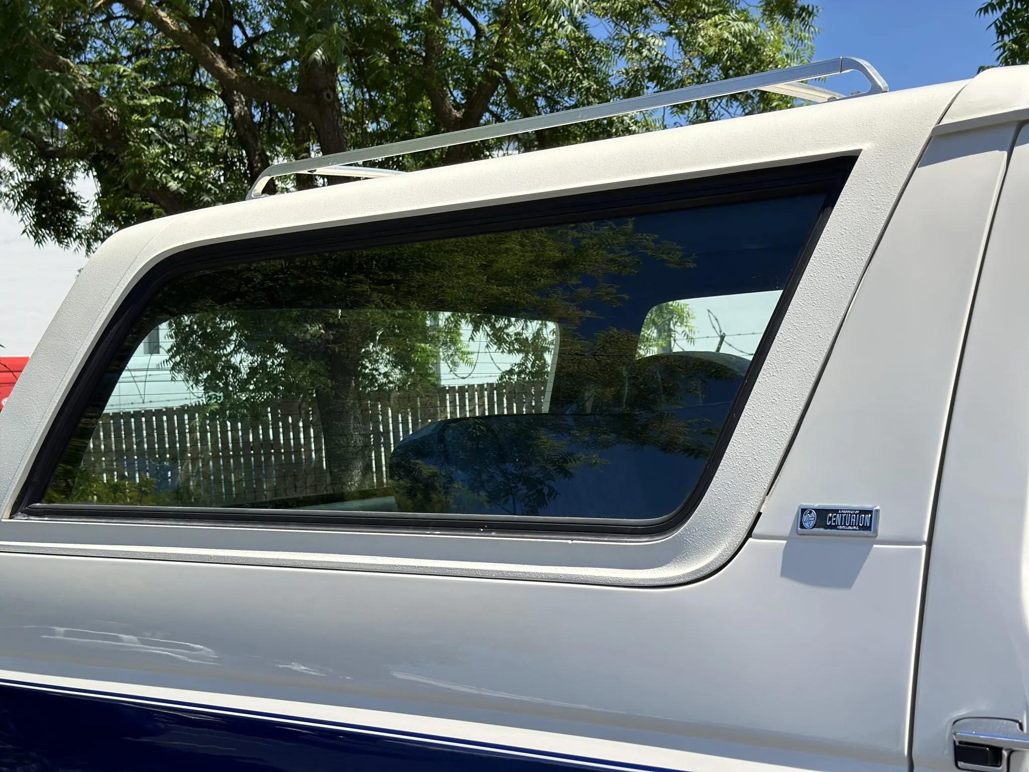 1990 Ford C-350 Centurion