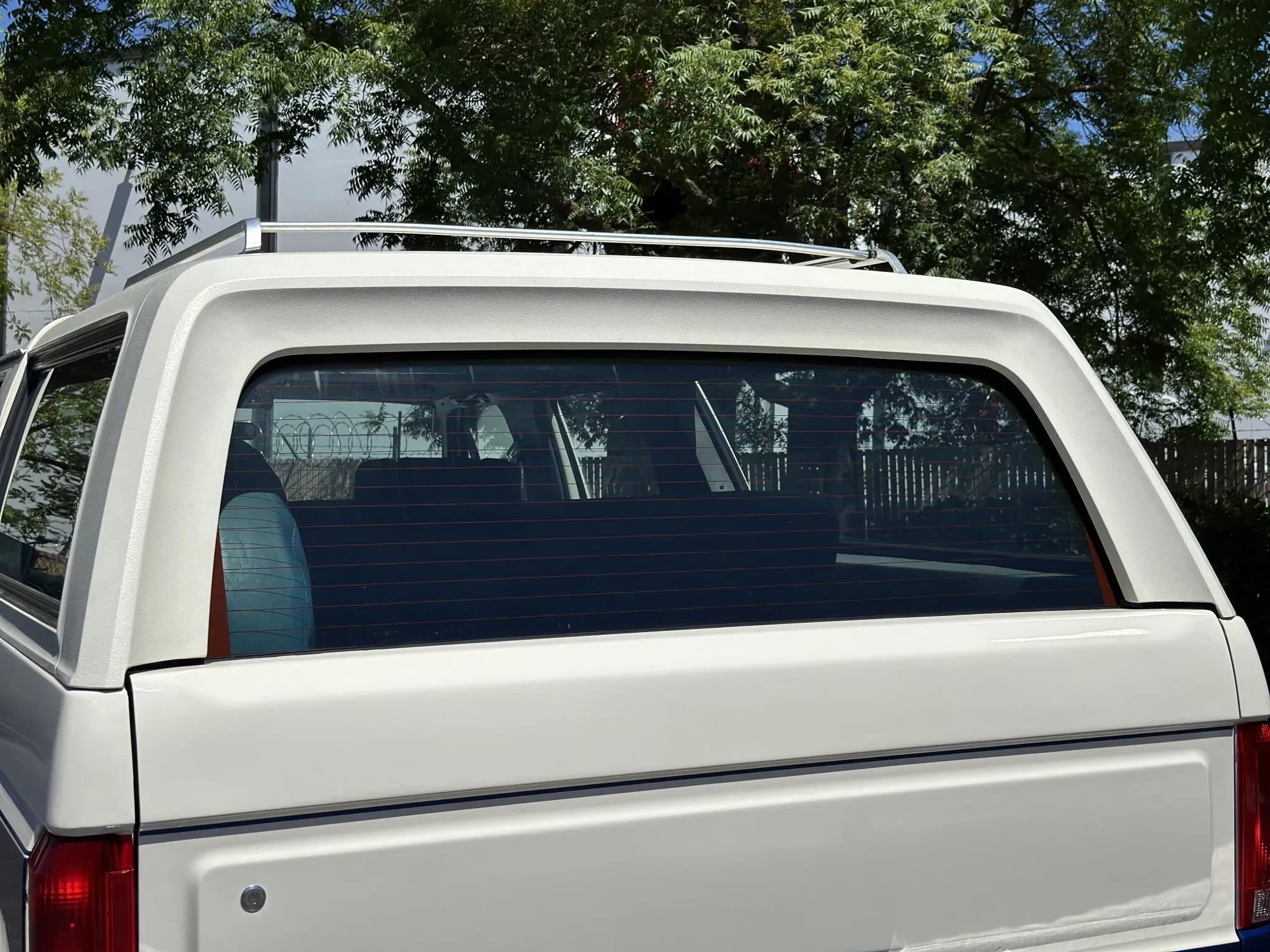 1990 Ford C-350 Centurion