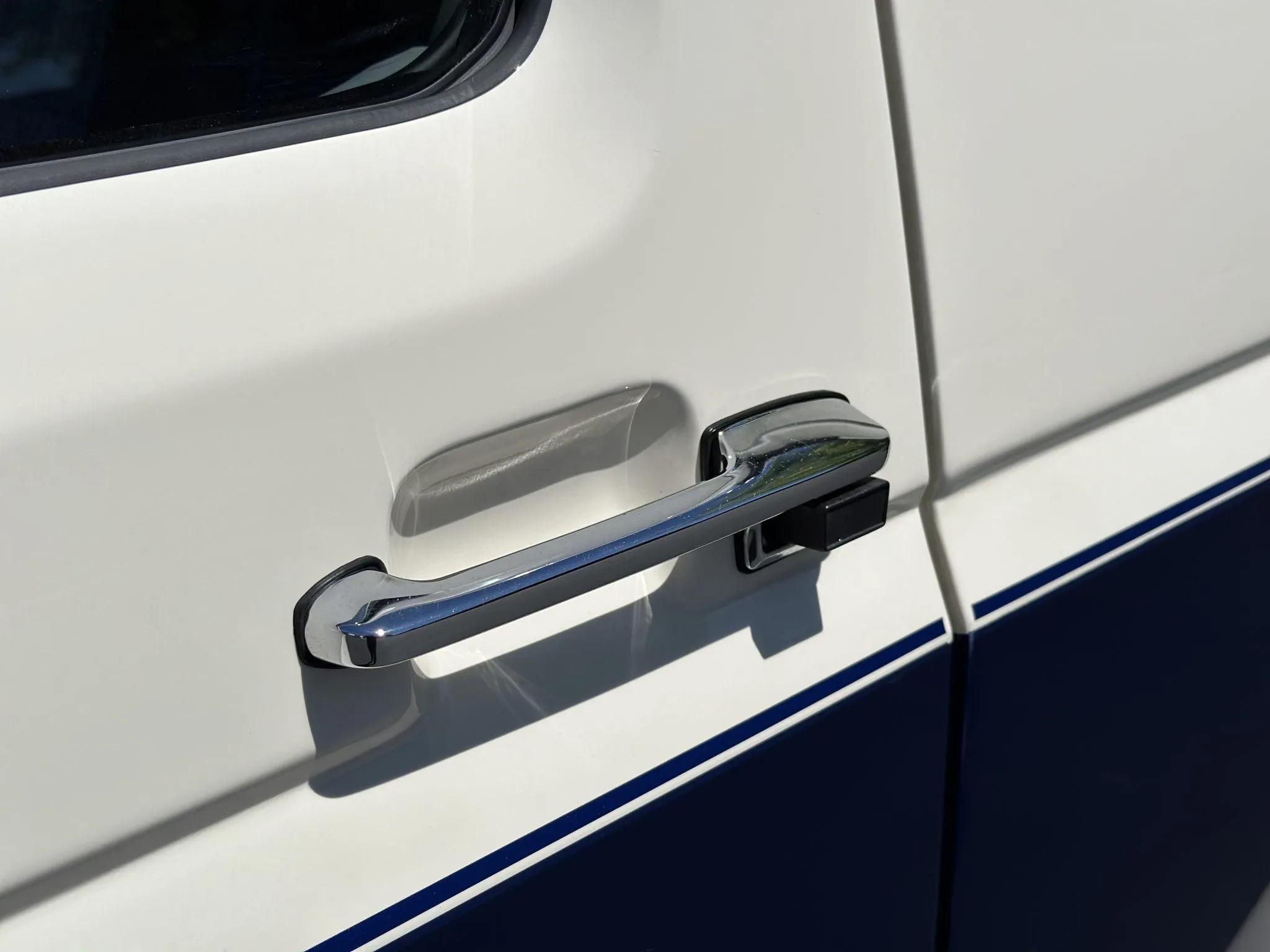 1990 Ford C-350 Centurion