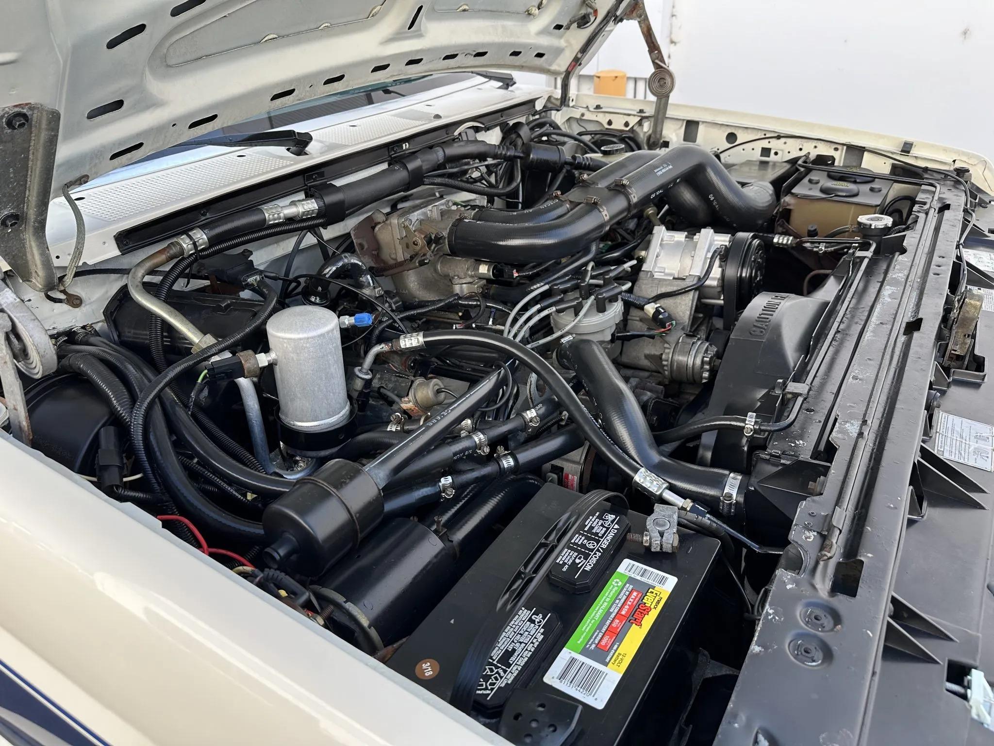 1990 Ford C-350 Centurion