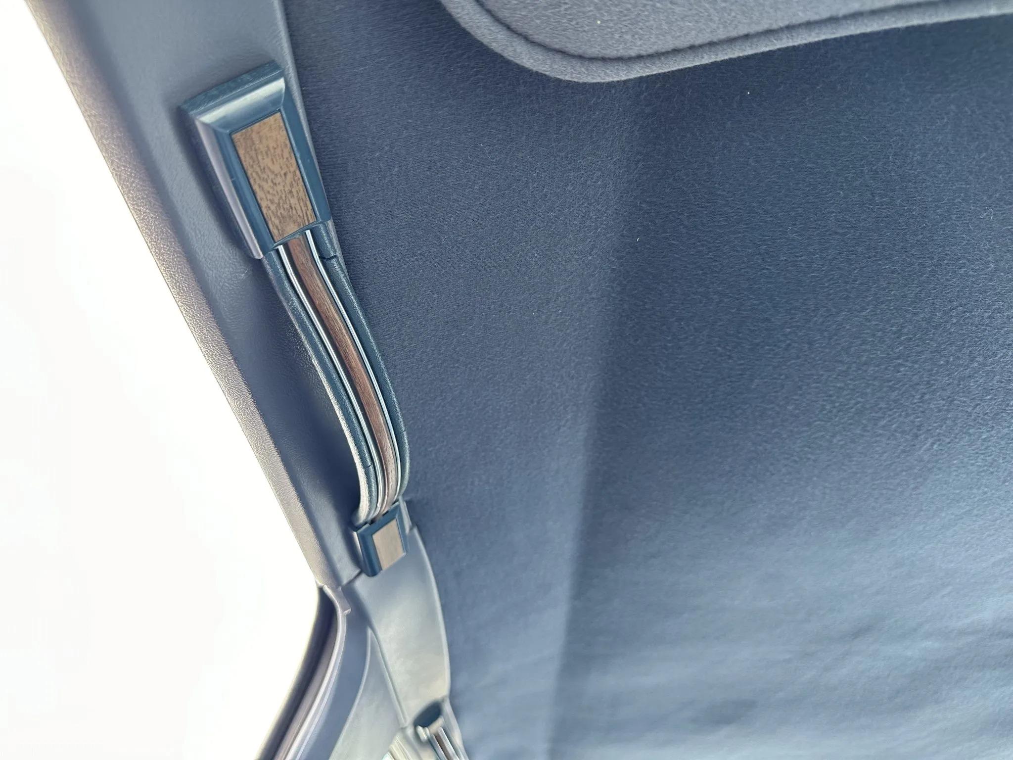 1990 Ford C-350 Centurion