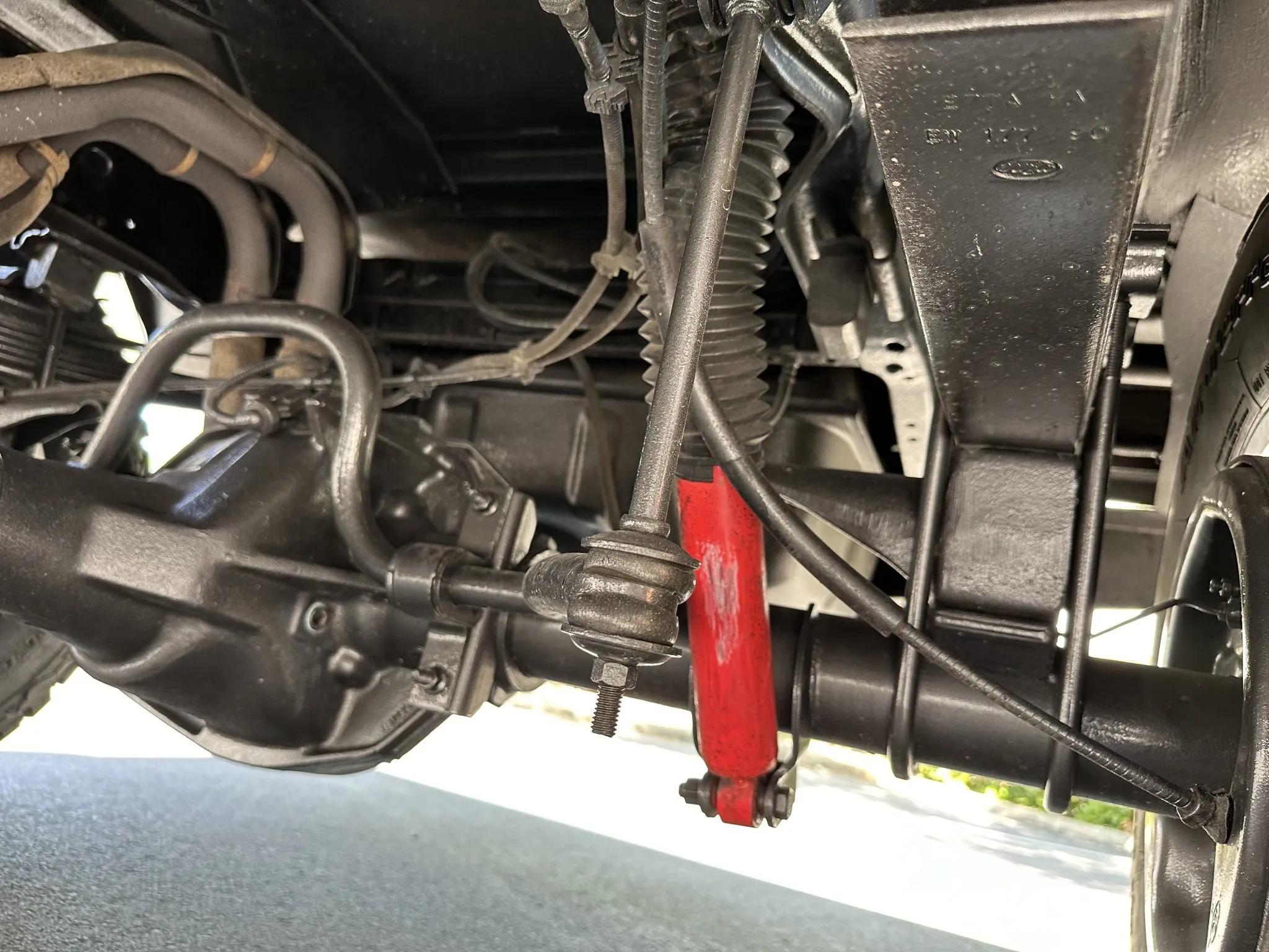 1990 Ford C-350 Centurion