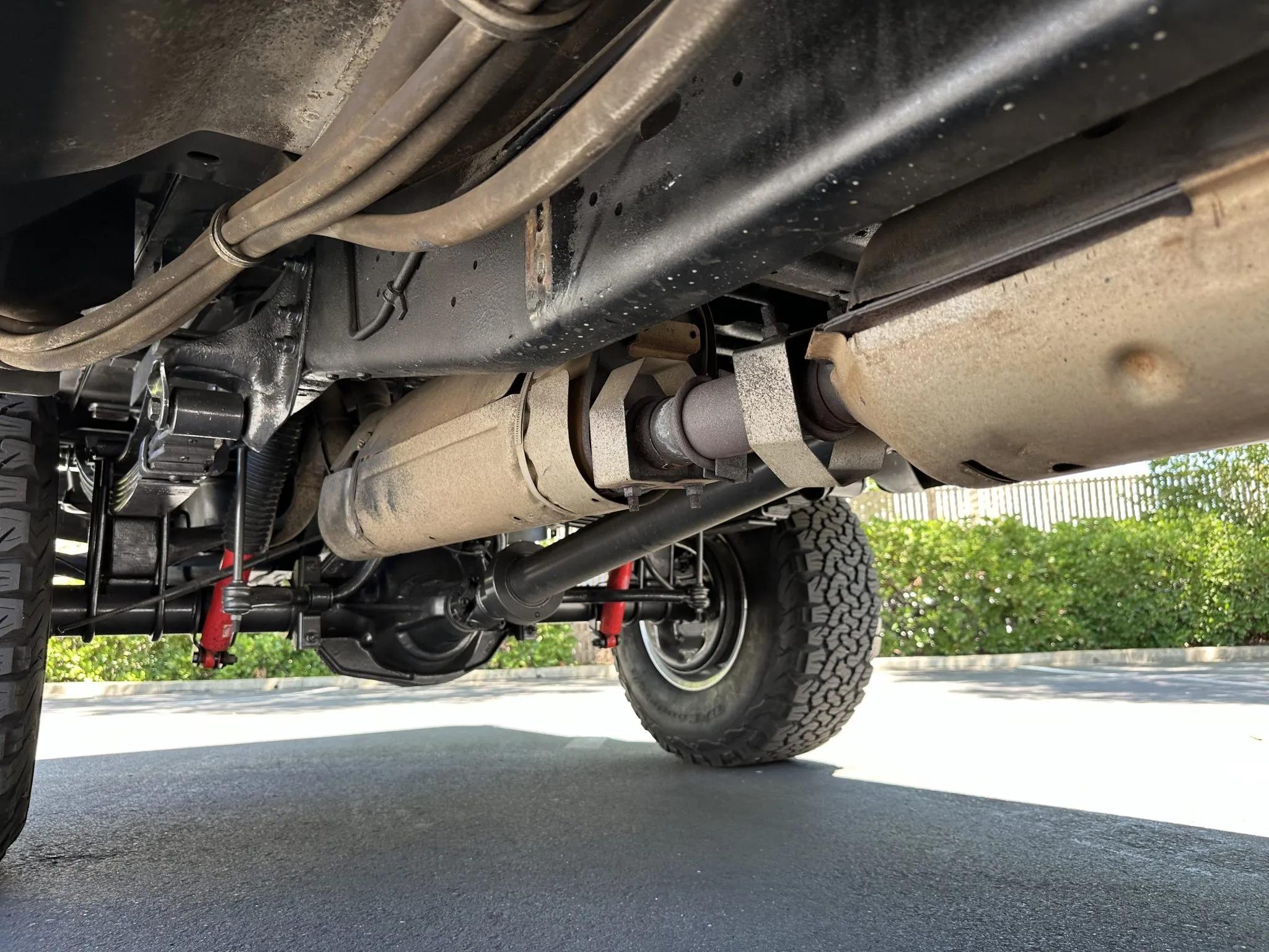 1990 Ford C-350 Centurion