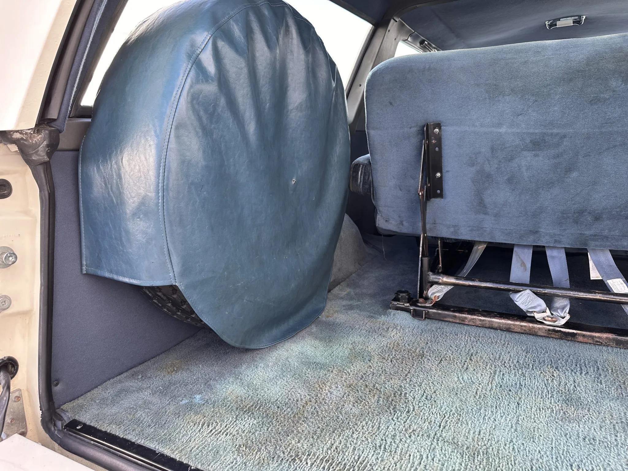 1990 Ford C-350 Centurion