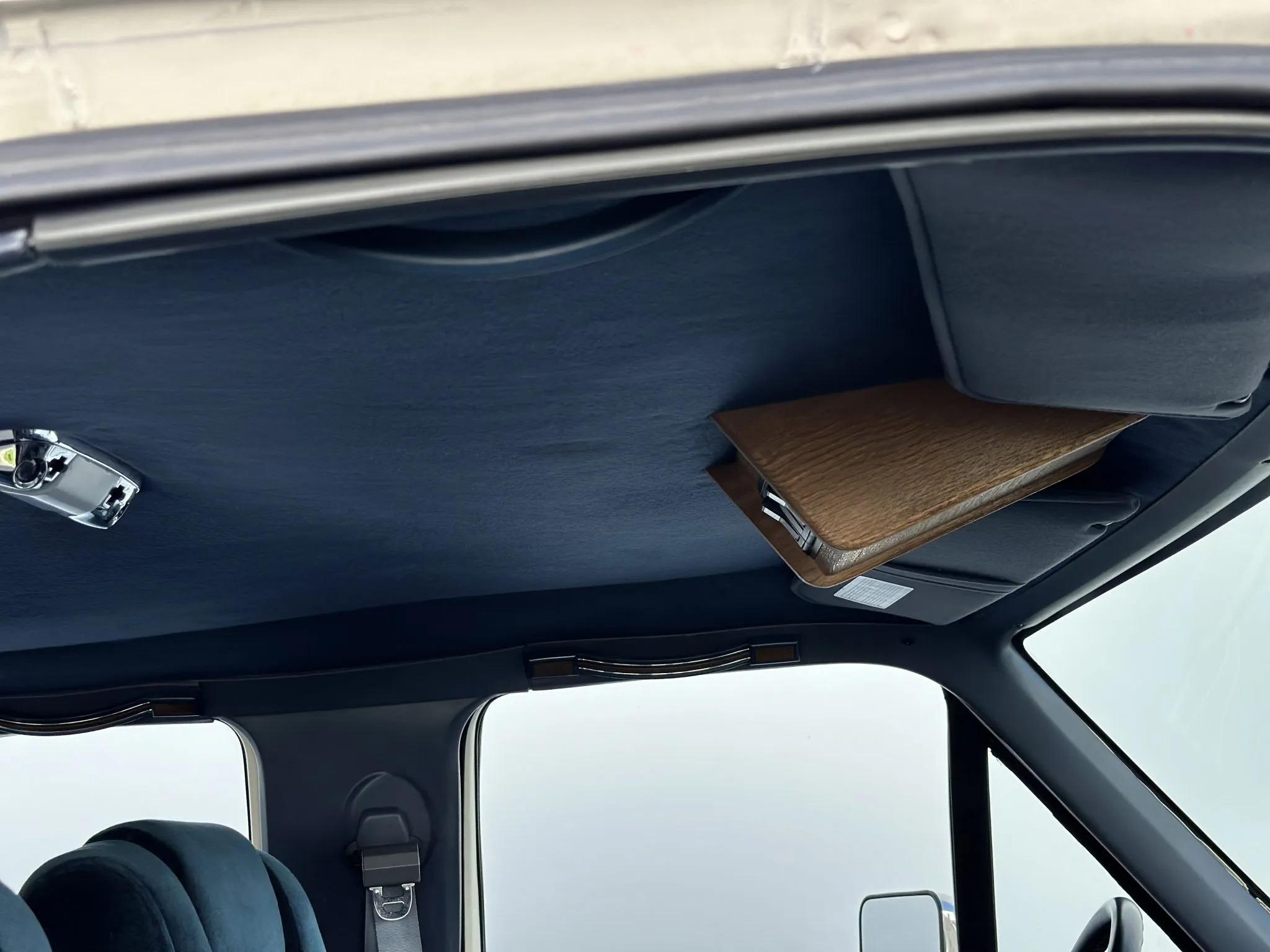 1990 Ford C-350 Centurion