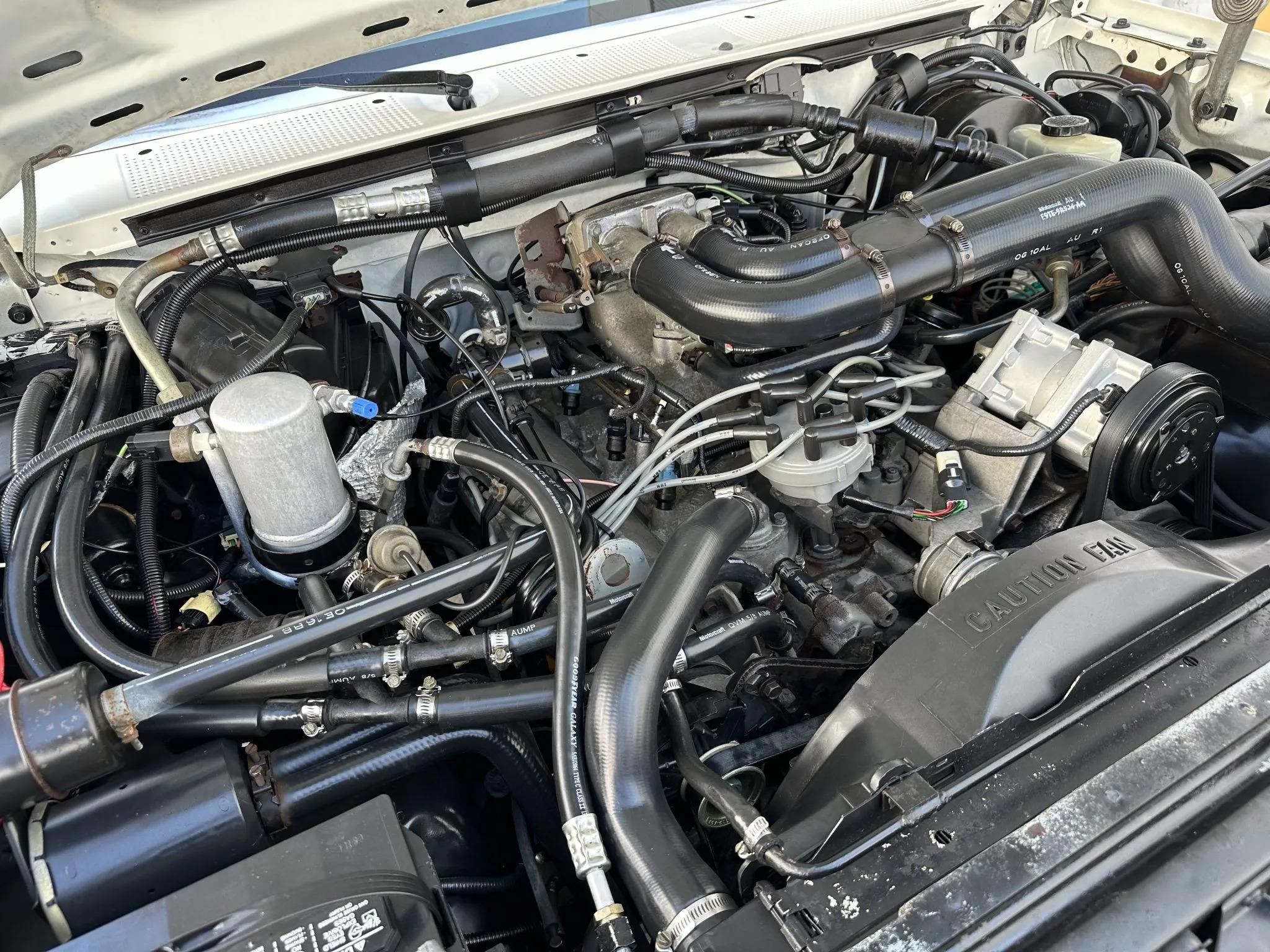 1990 Ford C-350 Centurion