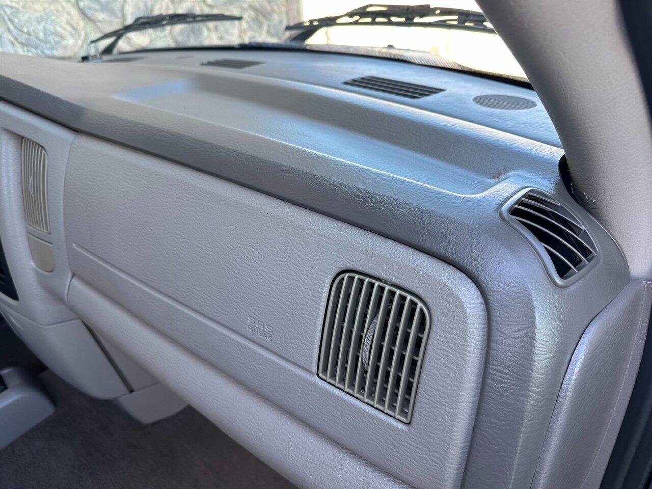 2005 Dodge Ram 2500 SLT