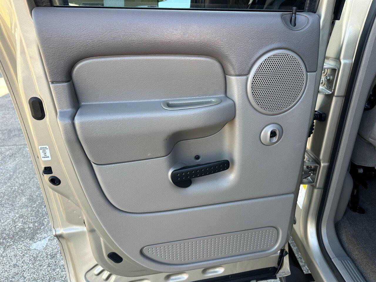 2005 Dodge Ram 2500 SLT