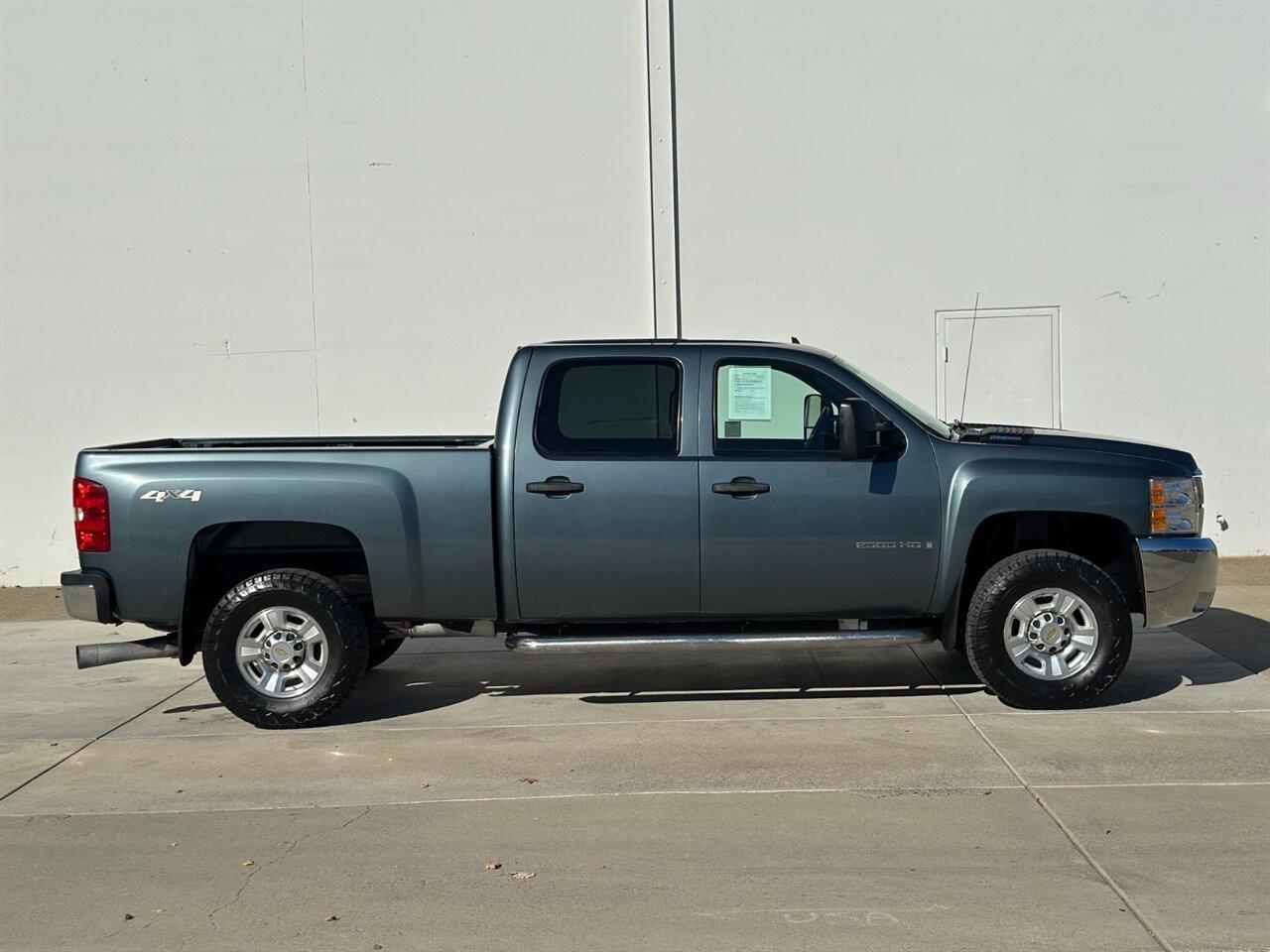 2008 Chevrolet Silverado 2500 - 4