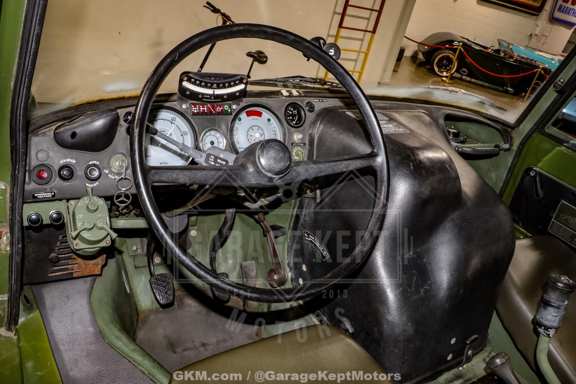 1990 Mercedes-Benz Unimog FLU419