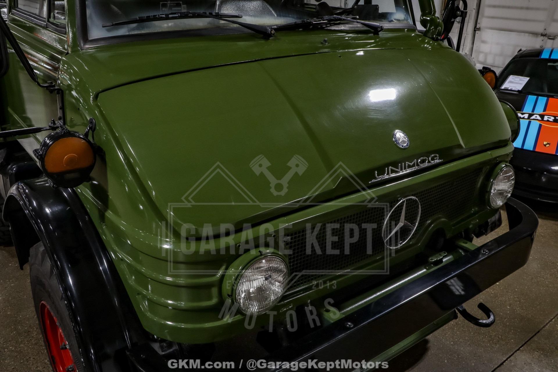 1990 Mercedes-Benz Unimog FLU419