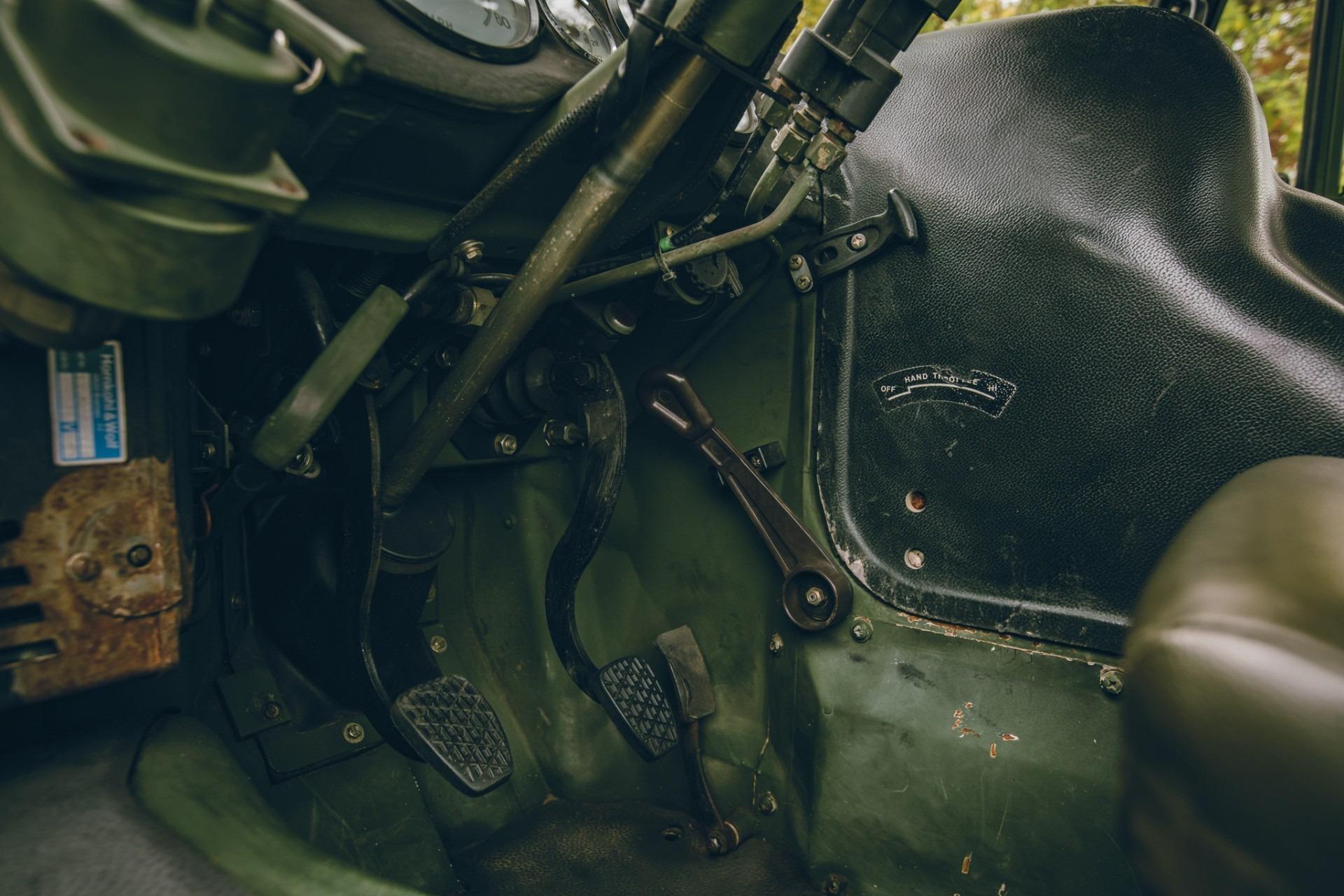 1990 Mercedes-Benz Unimog FLU419