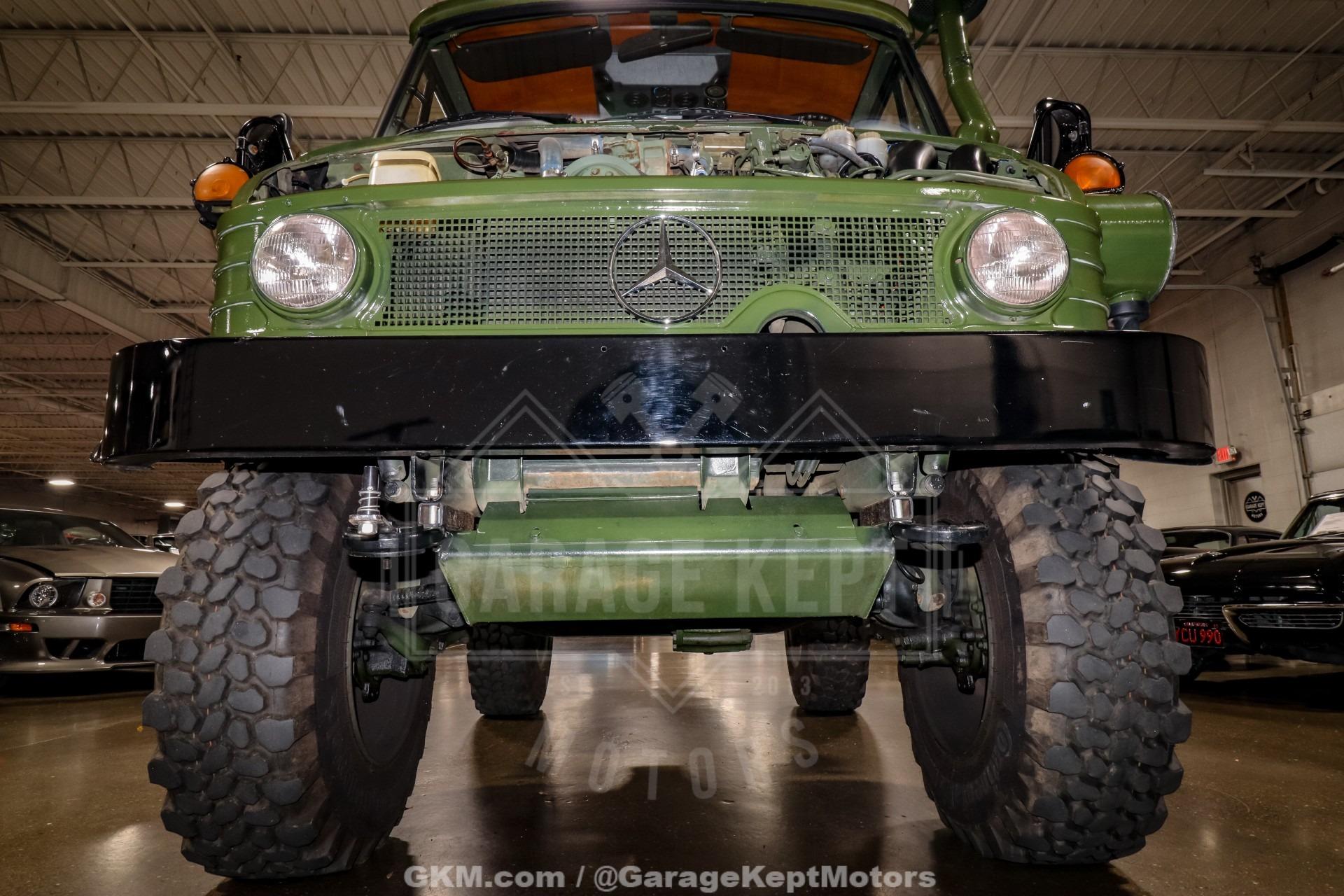 1990 Mercedes-Benz Unimog FLU419