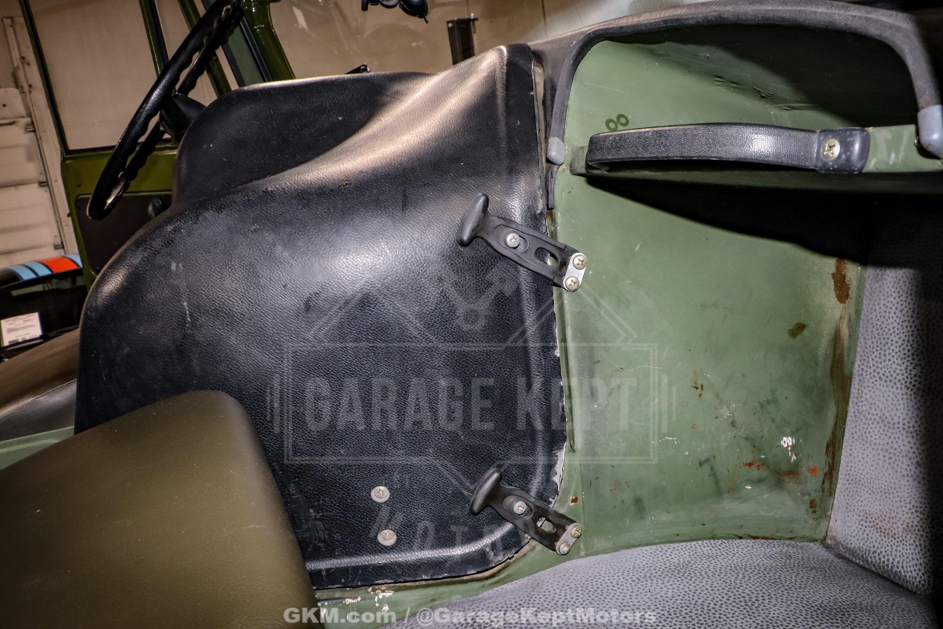 1990 Mercedes-Benz Unimog FLU419