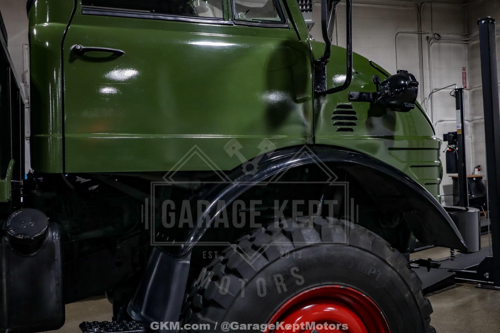 1990 Mercedes-Benz Unimog FLU419