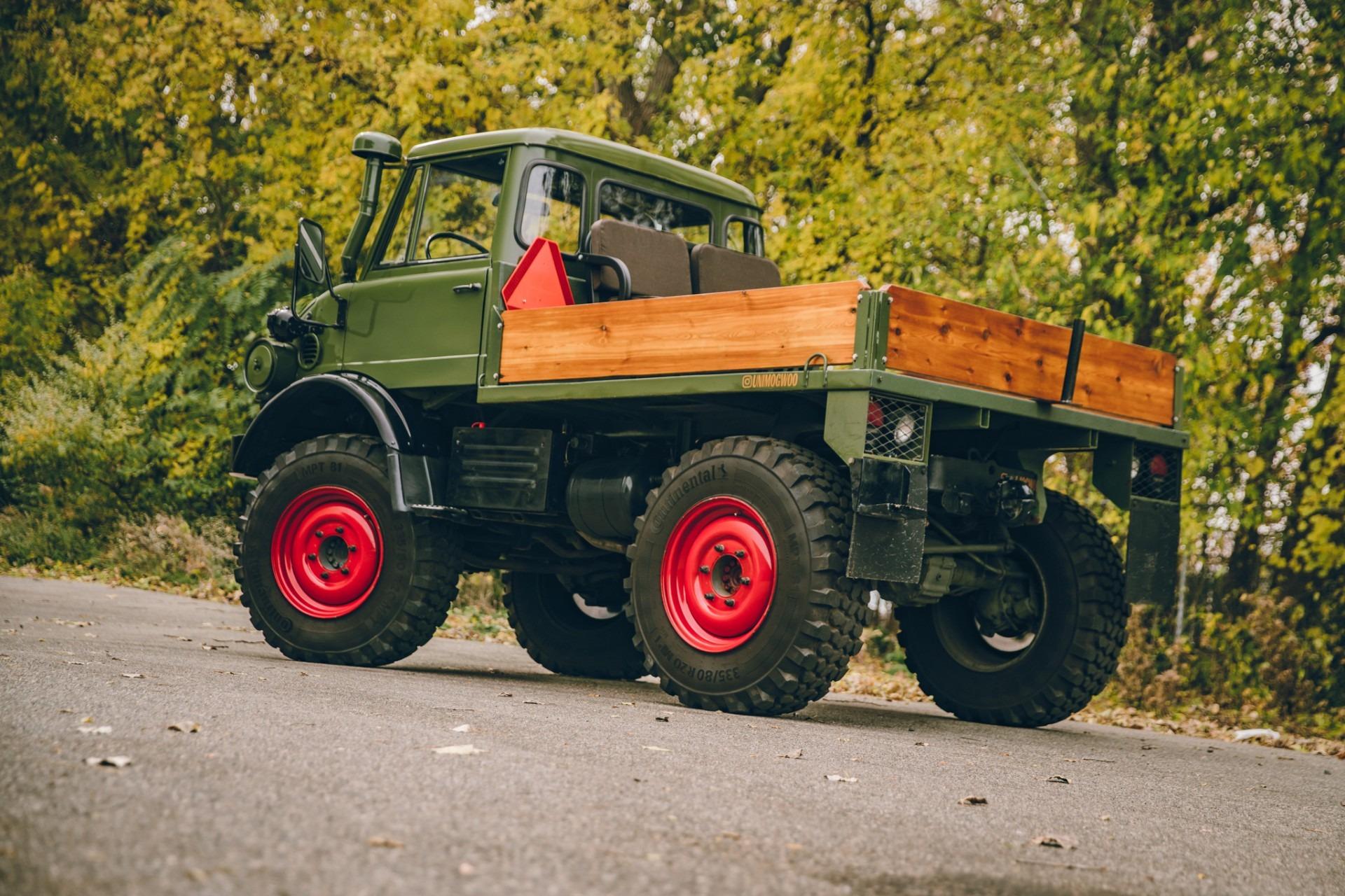 1990 Mercedes-Benz Unimog FLU419