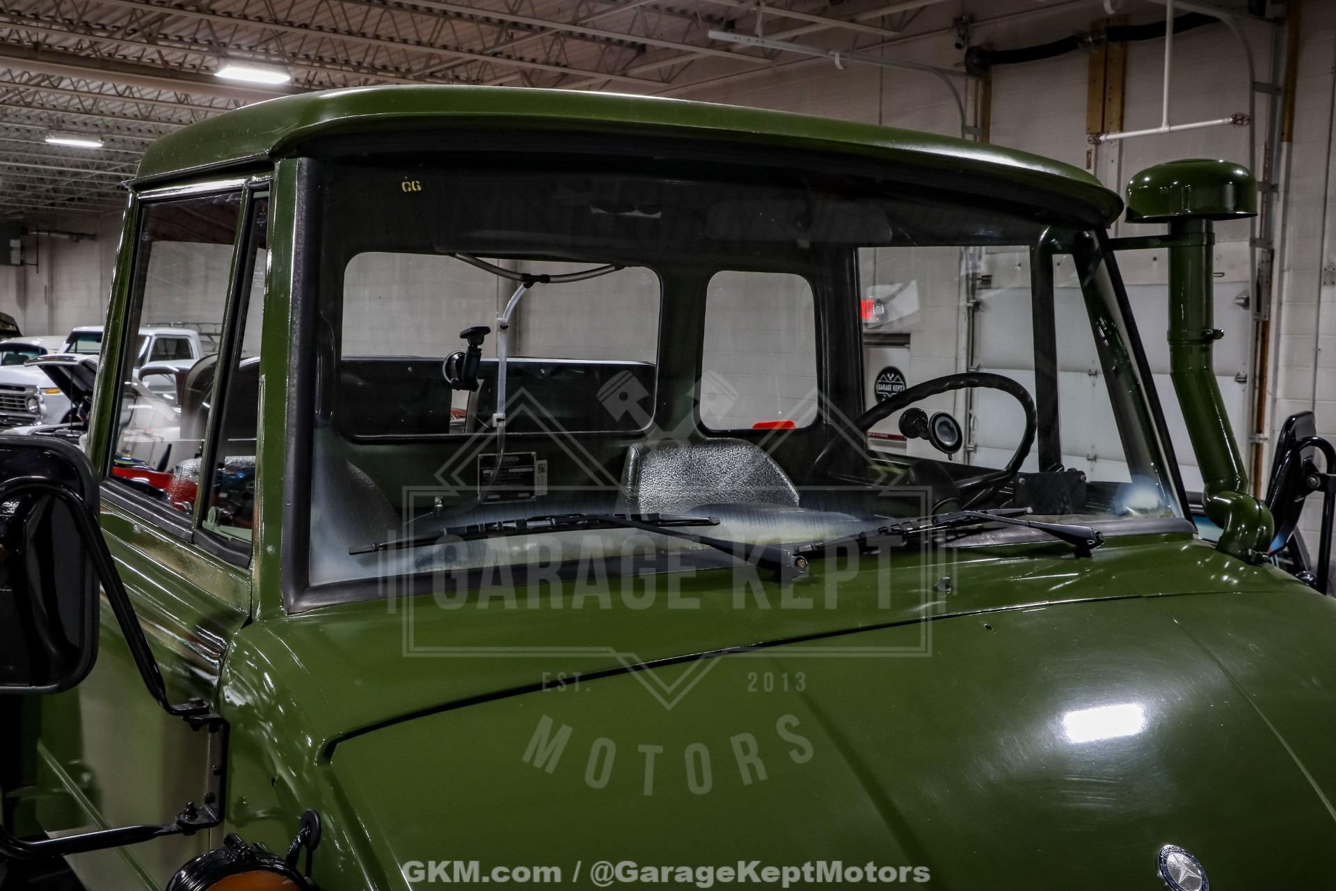 1990 Mercedes-Benz Unimog FLU419