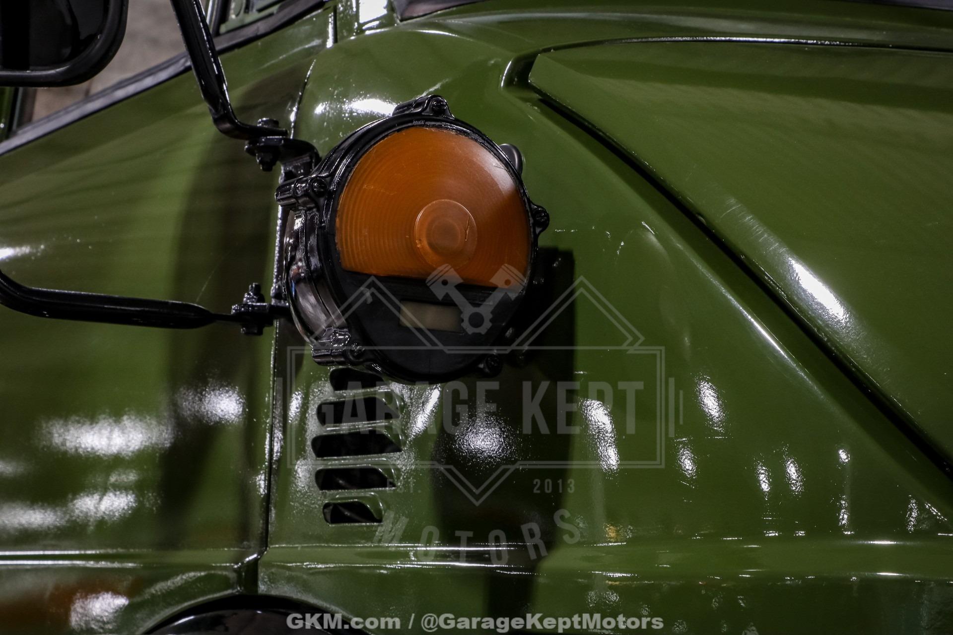 1990 Mercedes-Benz Unimog FLU419