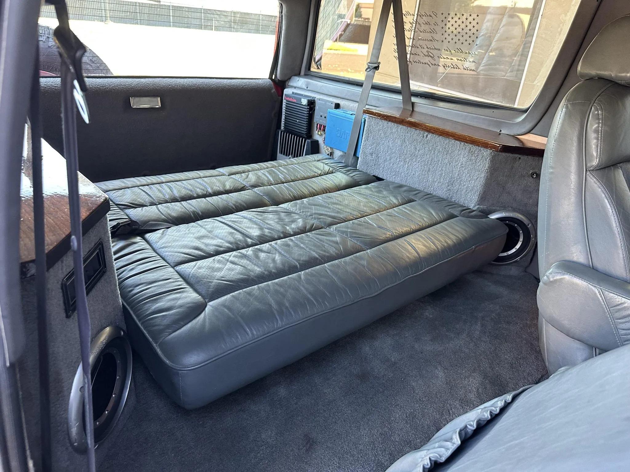 1995 Ford C-350 Centurion