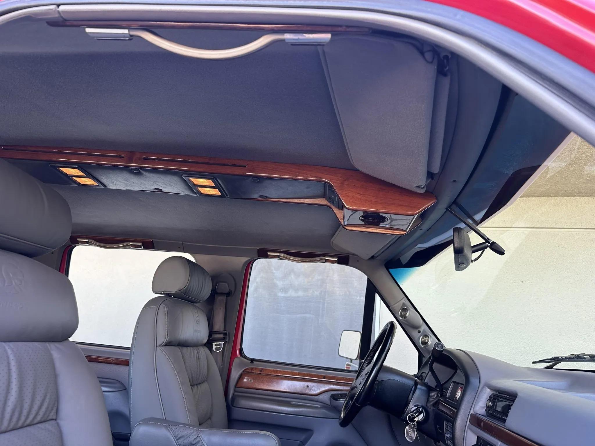 1995 Ford C-350 Centurion