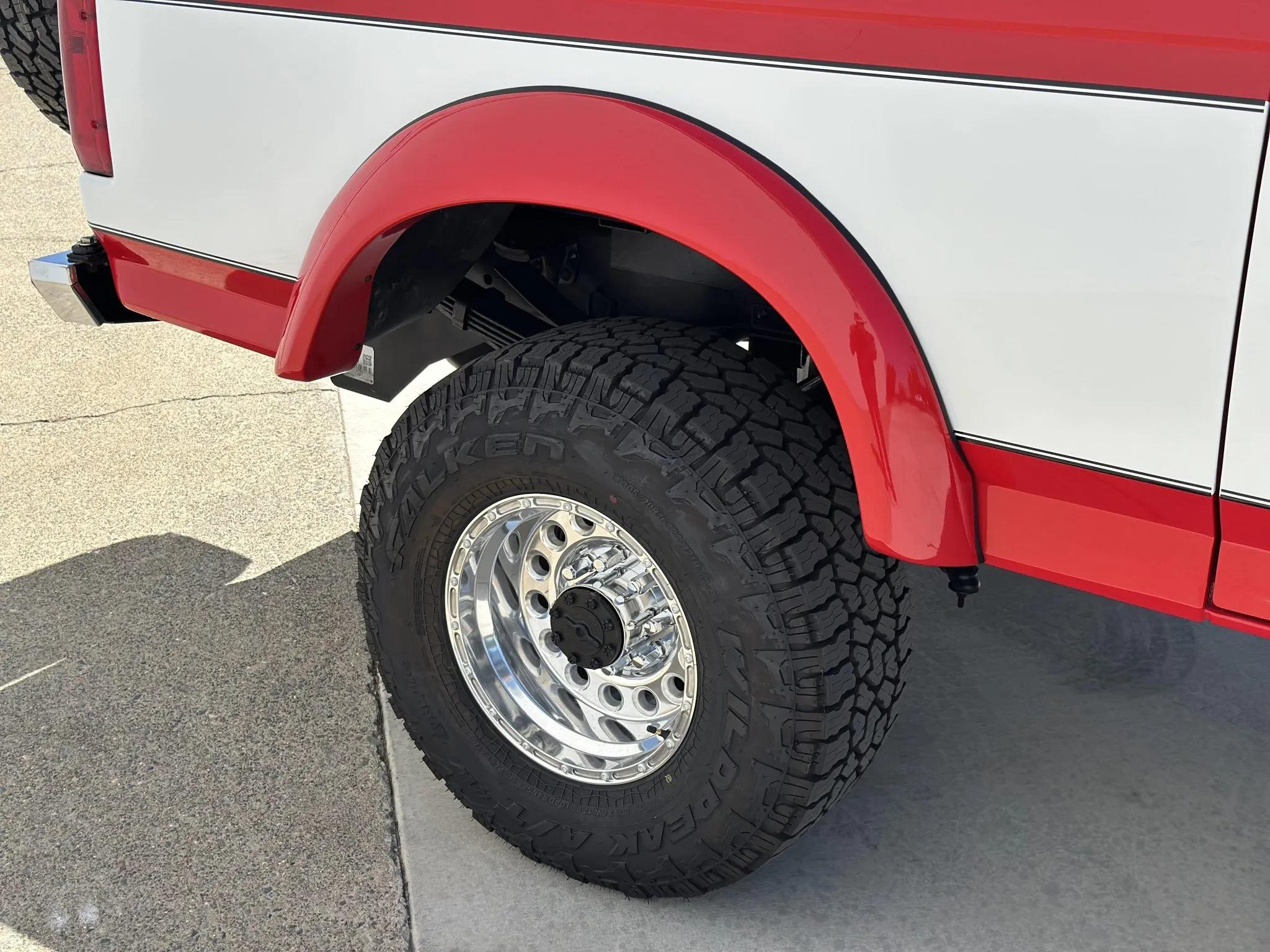 1995 Ford C-350 Centurion