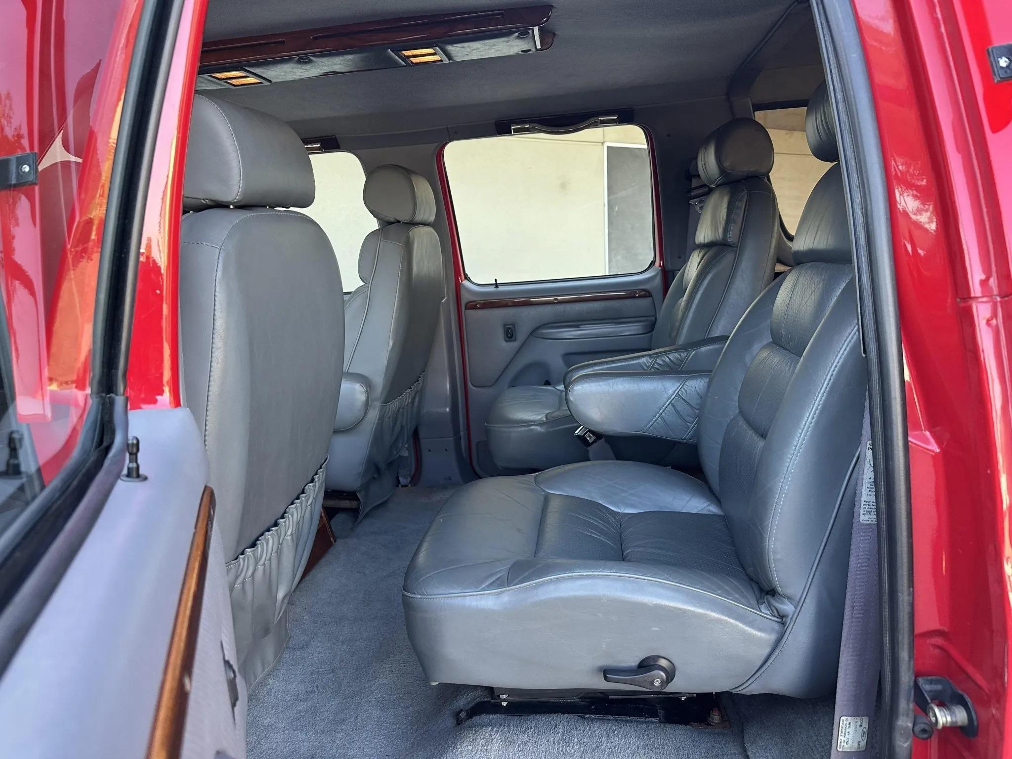 1995 Ford C-350 Centurion