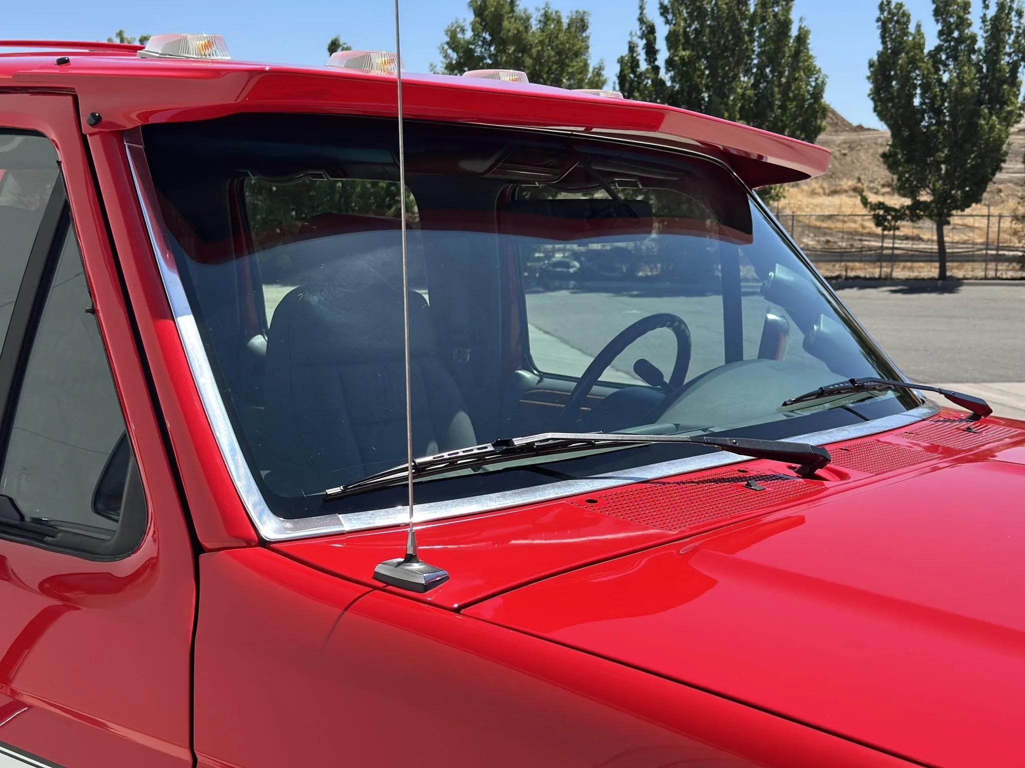 1995 Ford C-350 Centurion