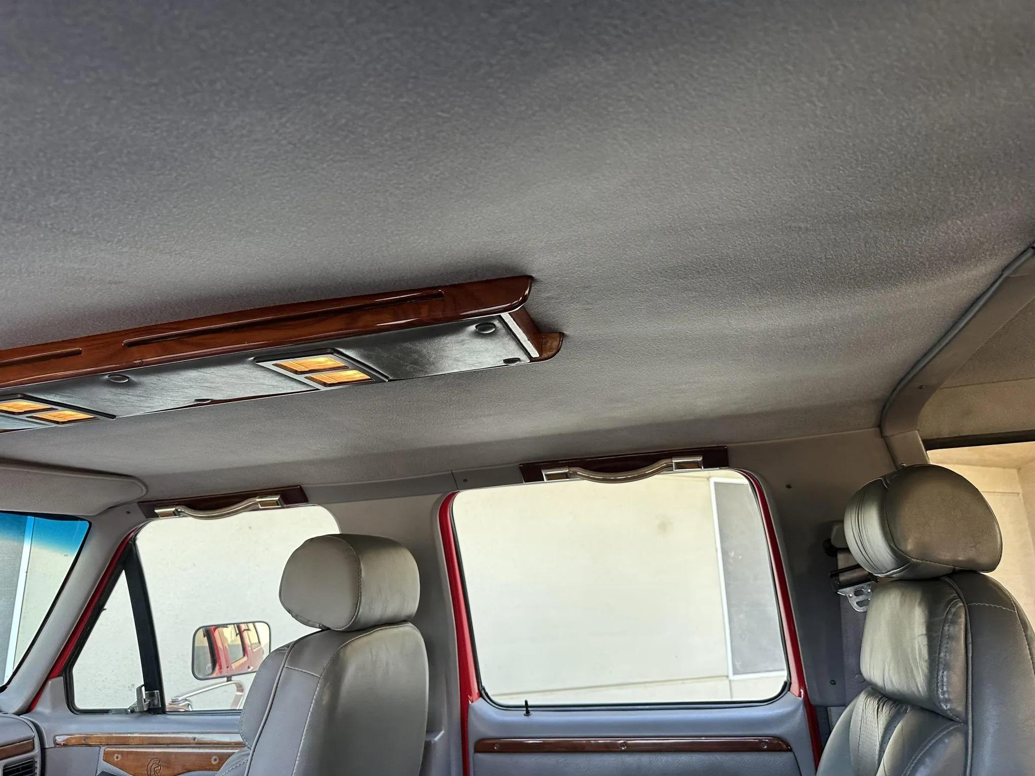 1995 Ford C-350 Centurion