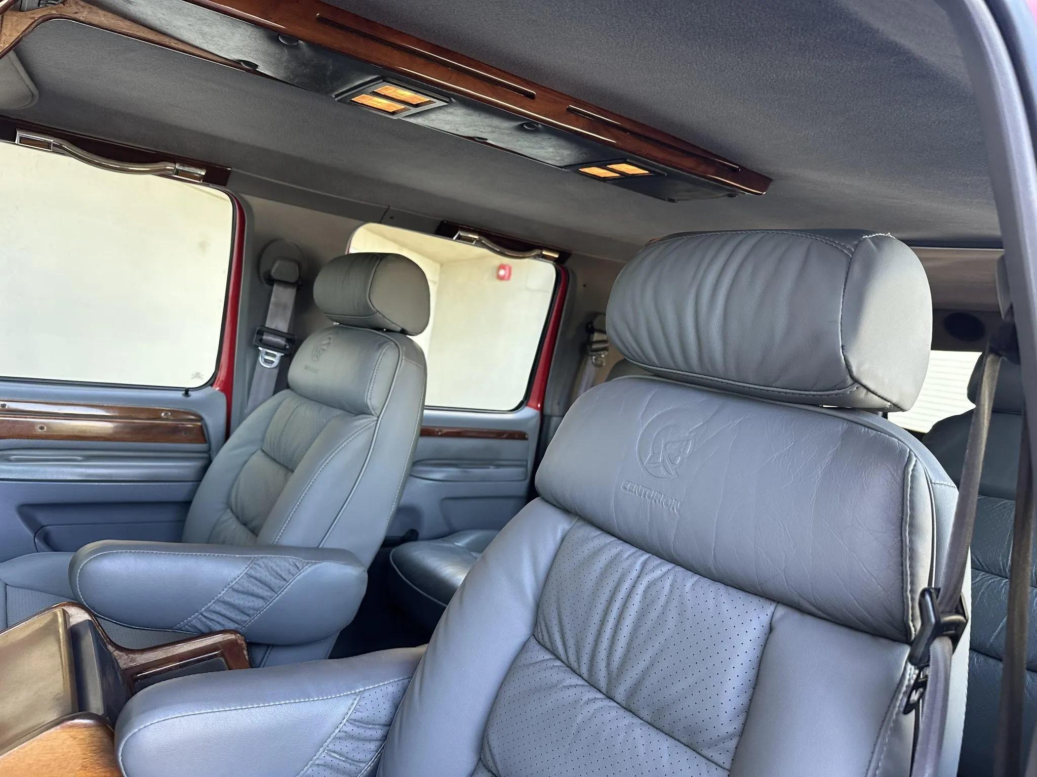 1995 Ford C-350 Centurion