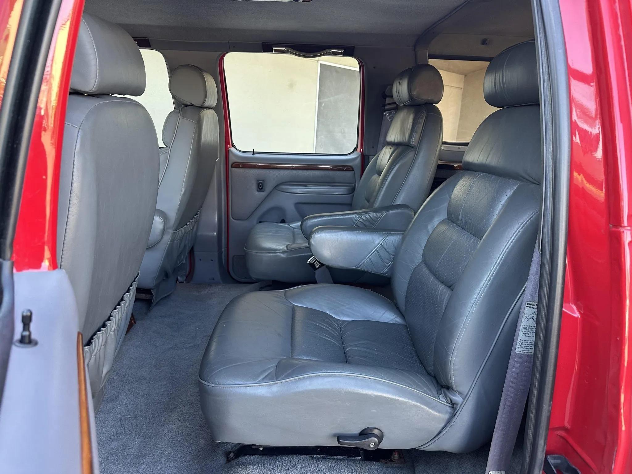 1995 Ford C-350 Centurion