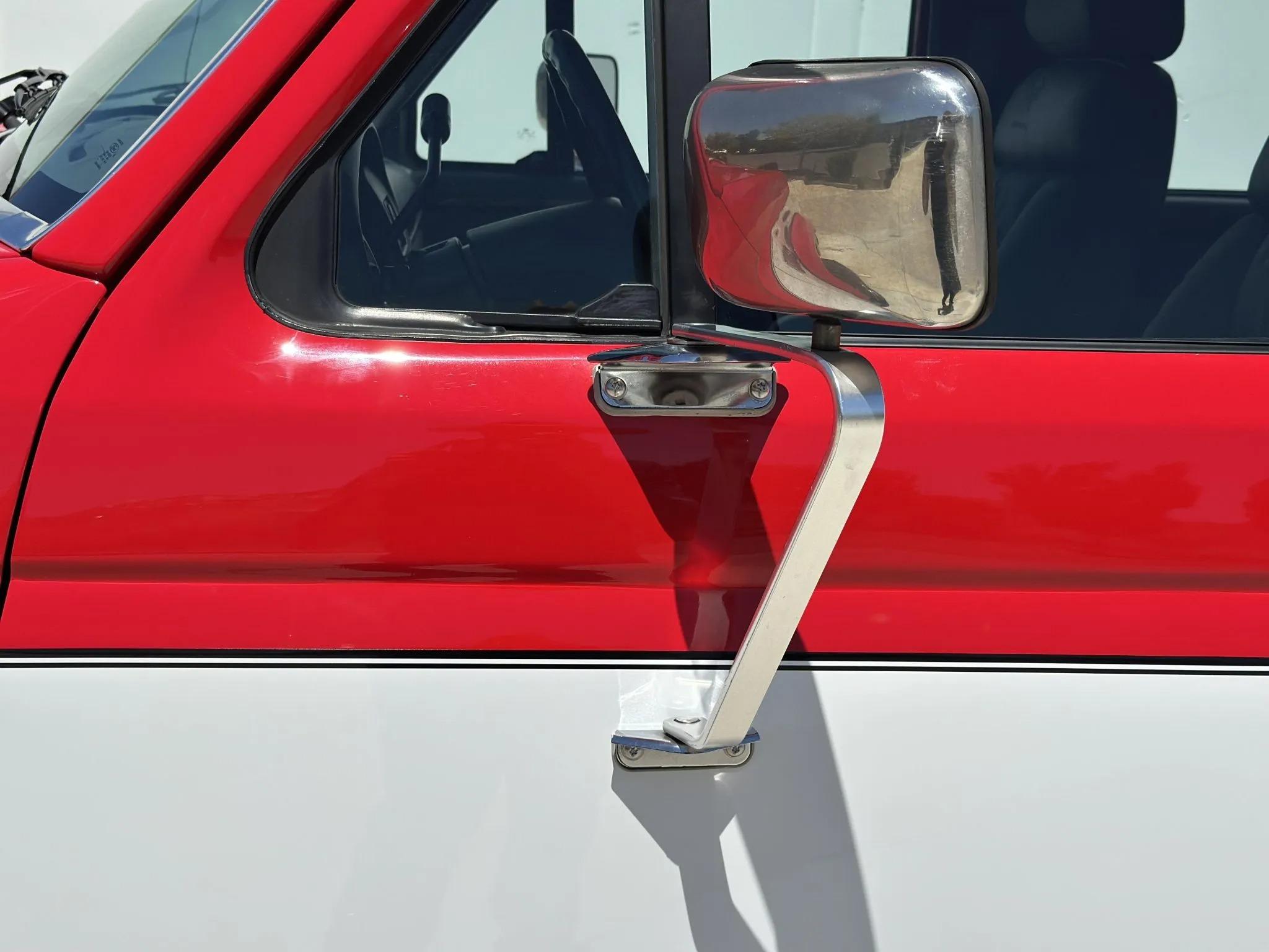 1995 Ford C-350 Centurion