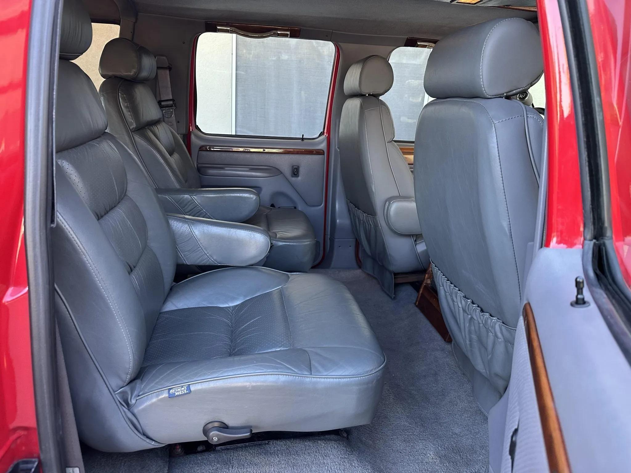 1995 Ford C-350 Centurion