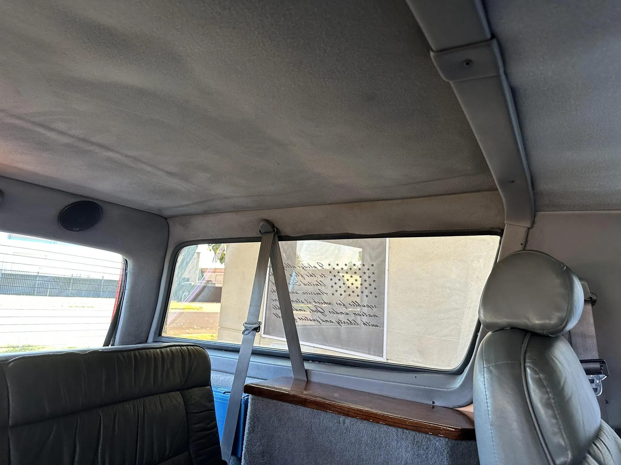 1995 Ford C-350 Centurion