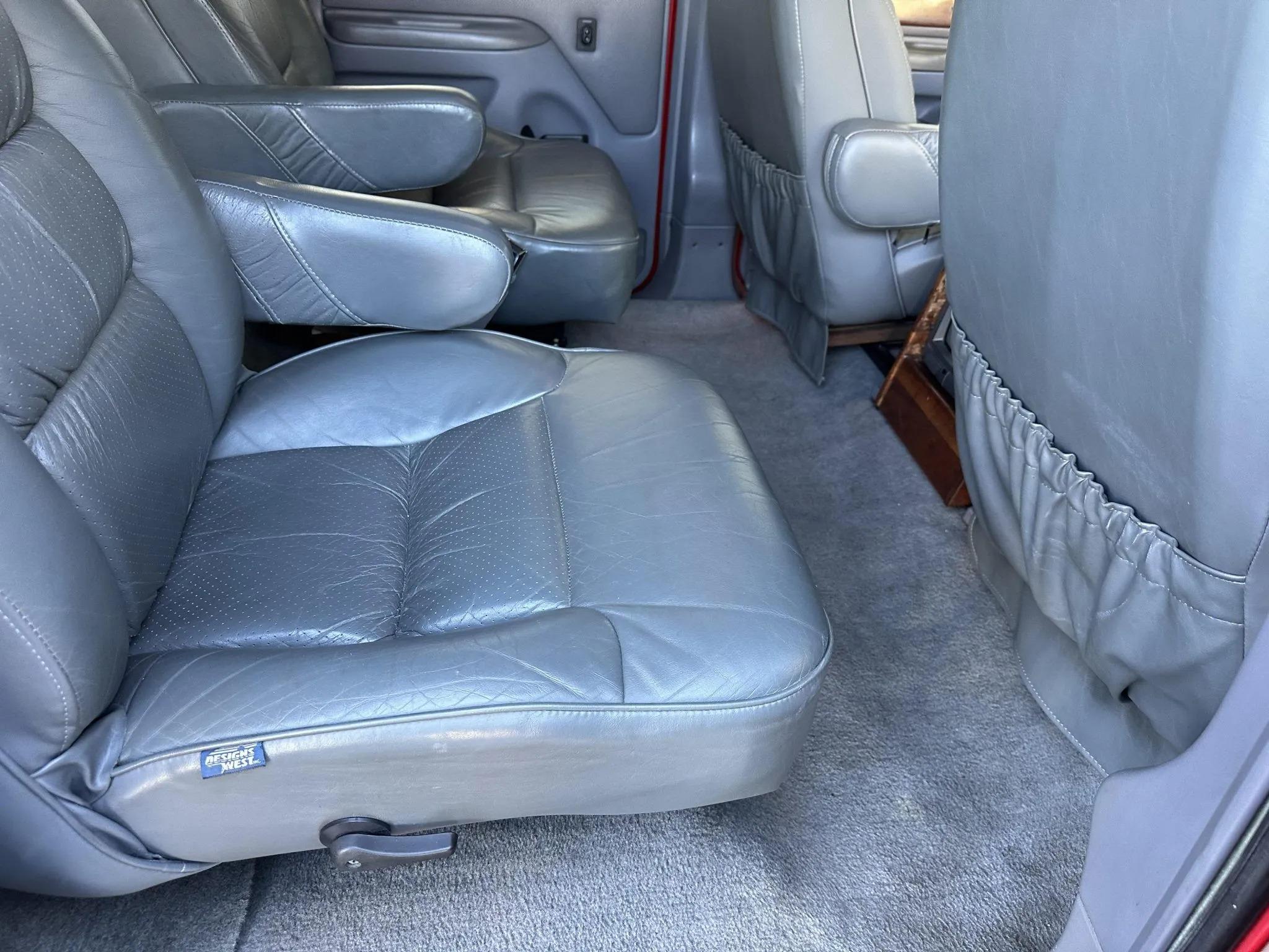 1995 Ford C-350 Centurion