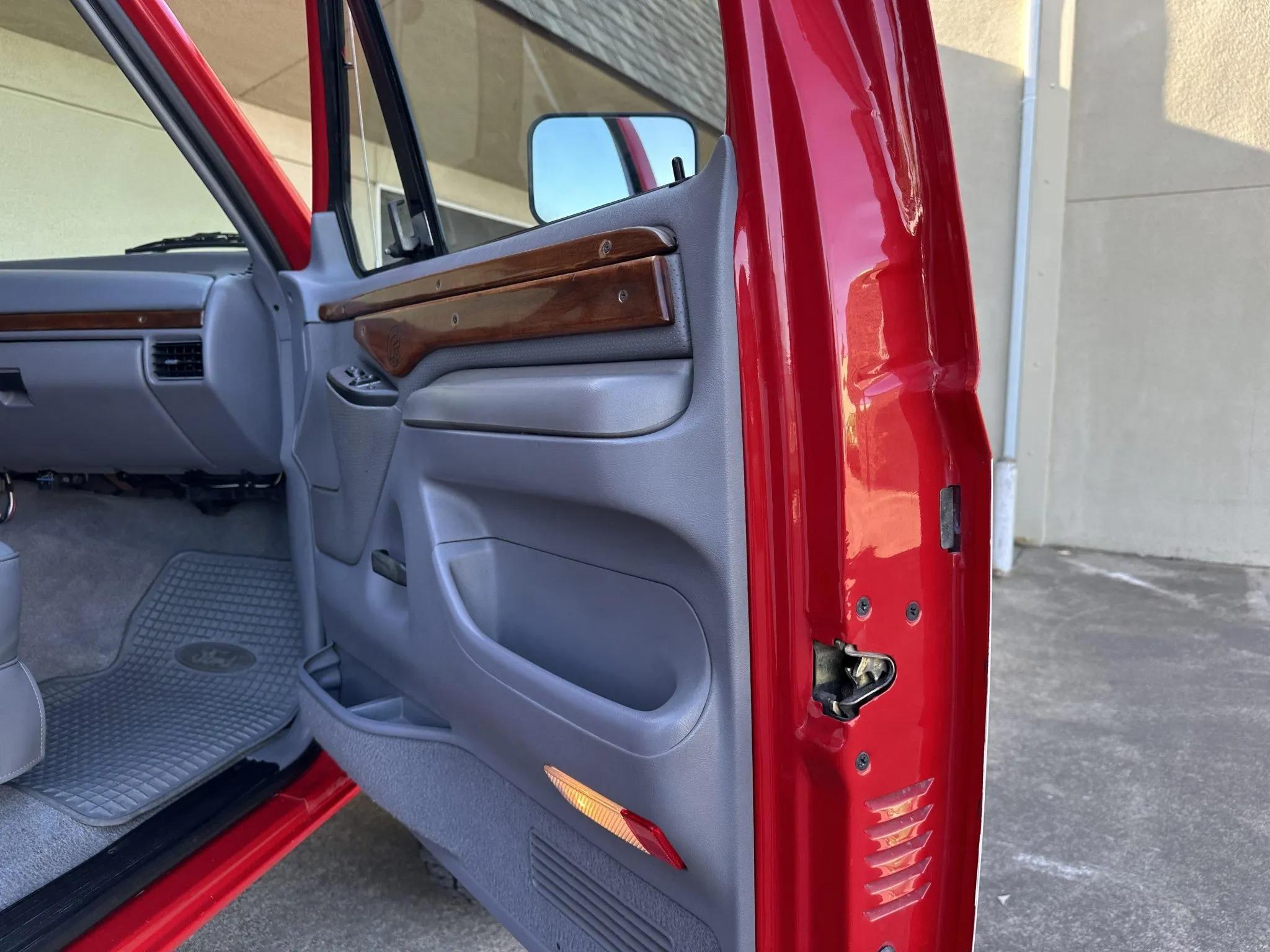 1995 Ford C-350 Centurion