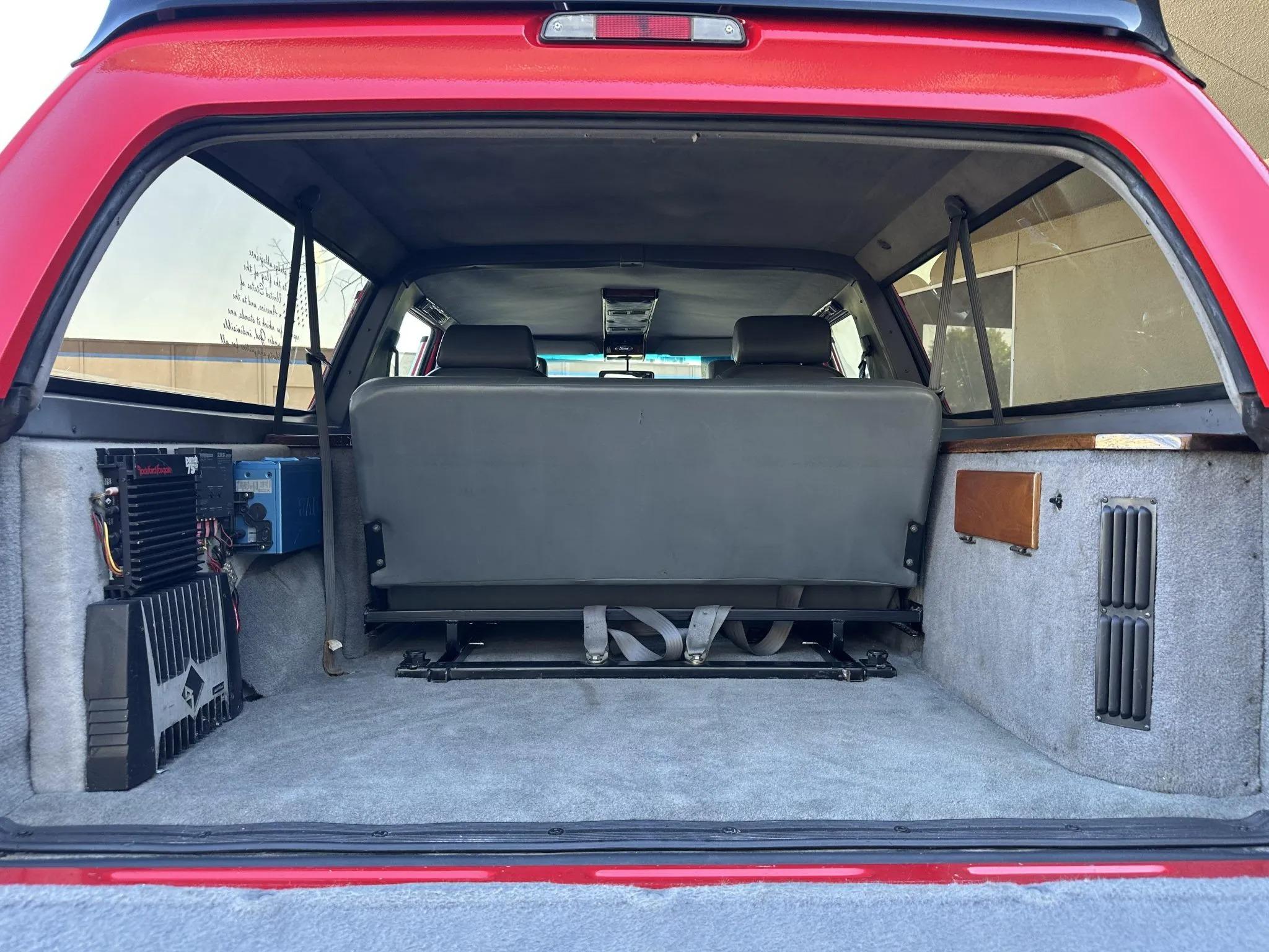 1995 Ford C-350 Centurion